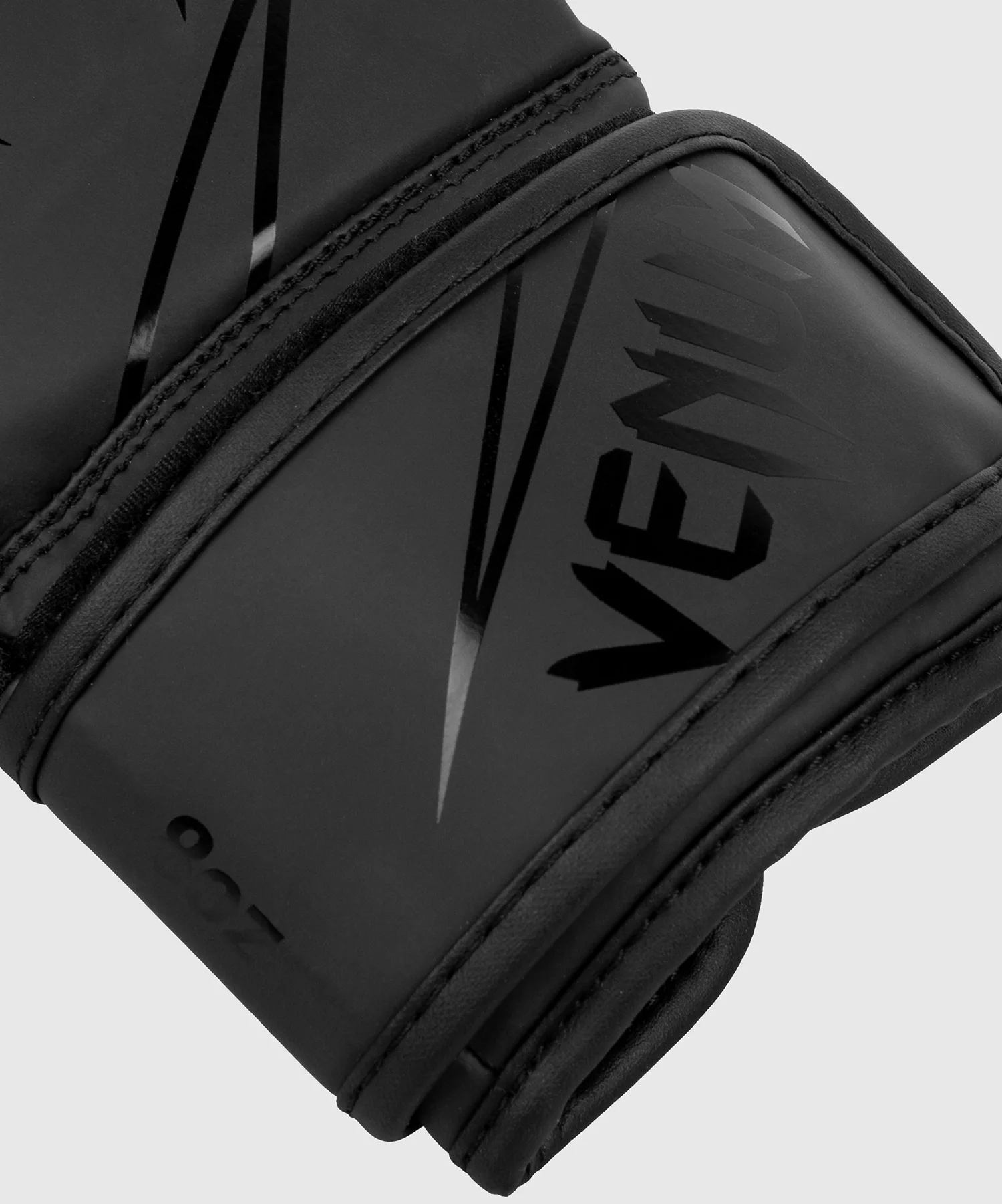 Venum Classic Kids Boxhandschuhe - Schwarz/Schwarz - 8oz - WLMT Edition - Image 4
