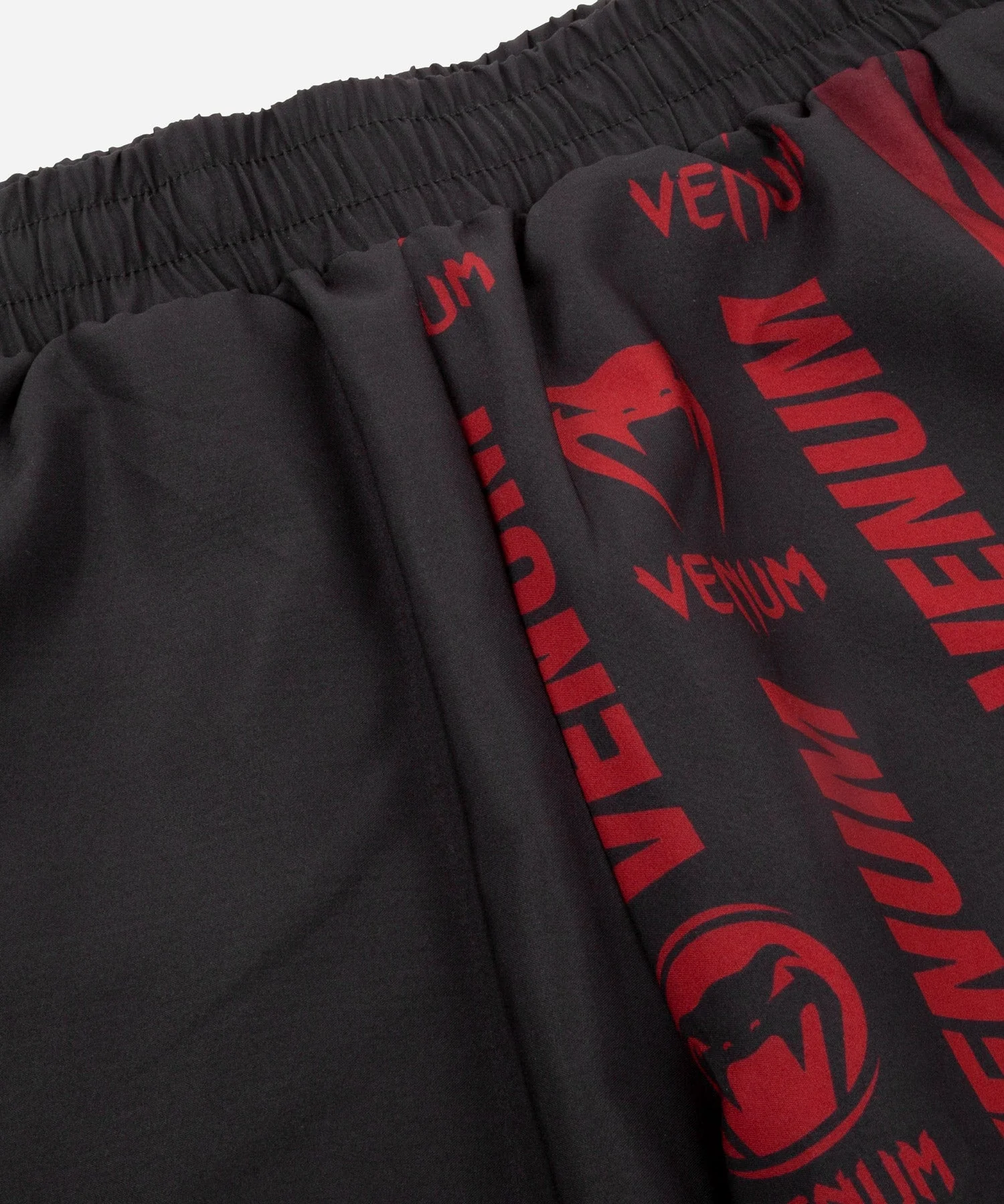 Fitness-Shorts Venum Logos - Schwarz/Rot - Image 5