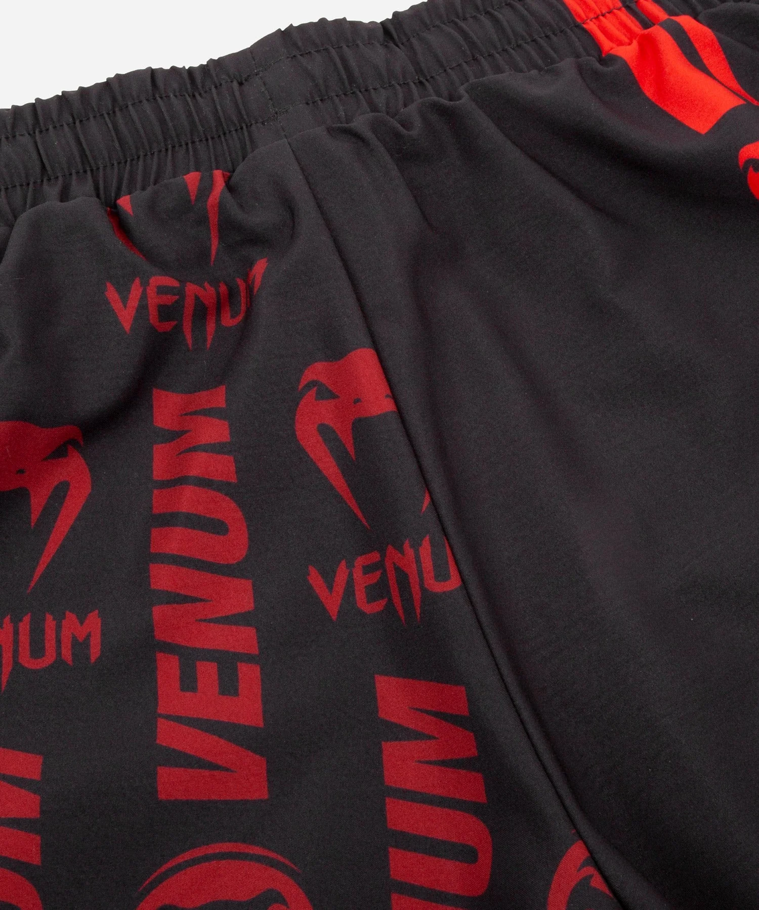 Fitness-Shorts Venum Logos - Schwarz/Rot - Image 7
