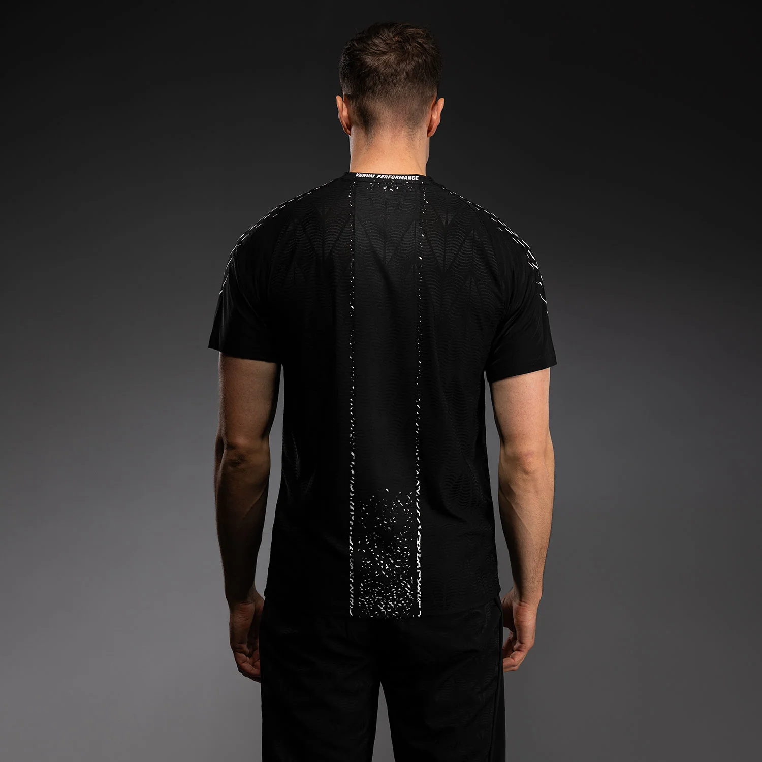 UFC Zenith by Venum Authentic Fight Night Offizielles Walkout-Trikot Herren Personalisiert - Schwarz - Image 7