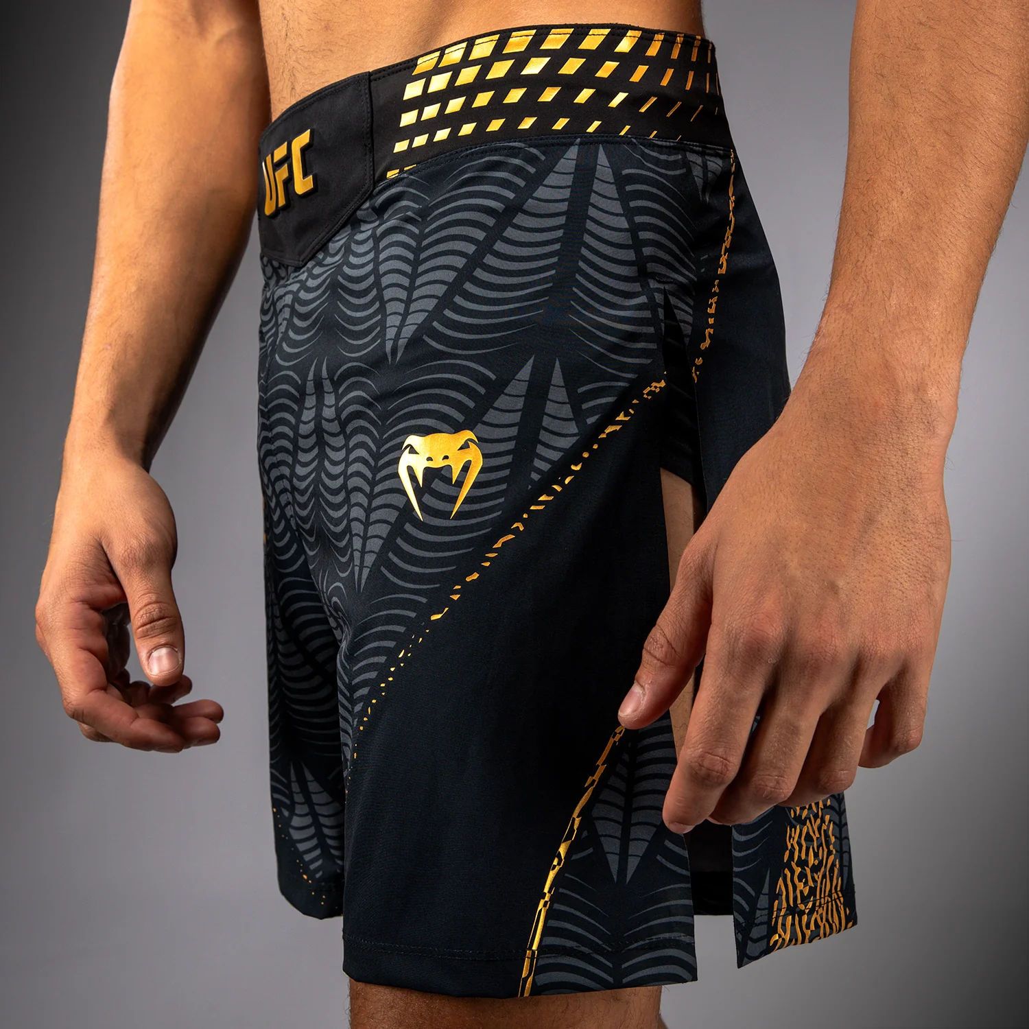 UFC Zenith by Venum Authentic Fight Night Gladiator Fight Short Herren Personalisiert - Champion - Image 8
