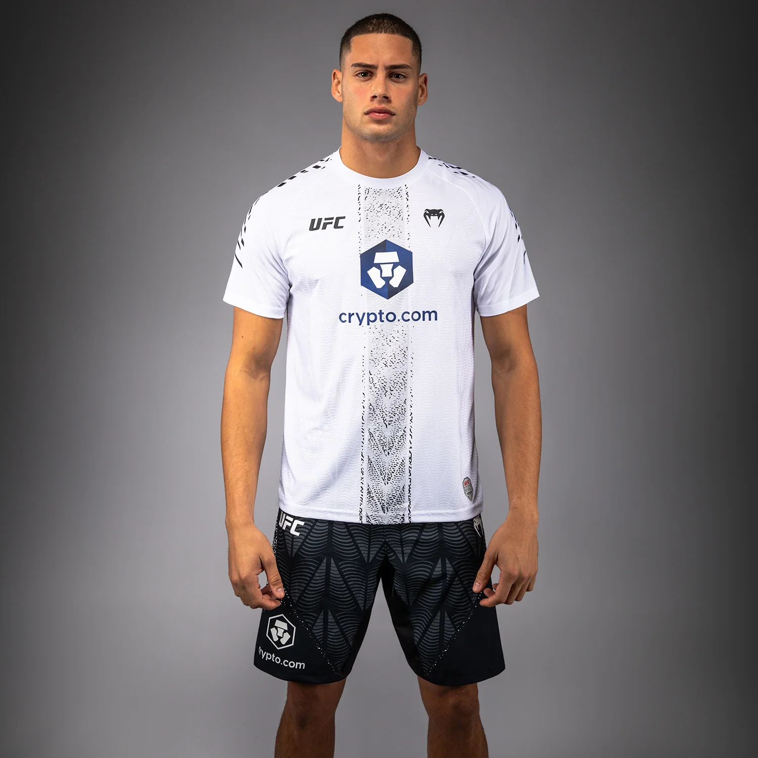 UFC Zenith by Venum Authentic Fight Night Offizielles Walkout-Trikot Herren Personalisiert - Weiß - Image 2