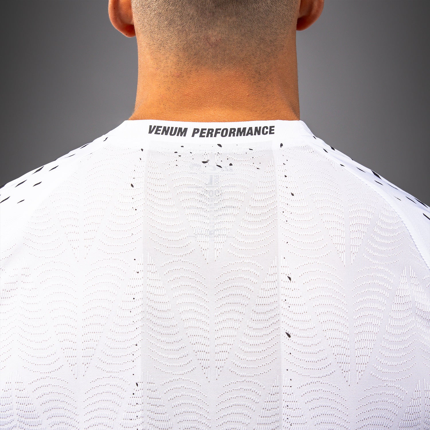 UFC Zenith by Venum Authentic Fight Night Offizielles Walkout-Trikot Herren Personalisiert - Weiß - Image 7