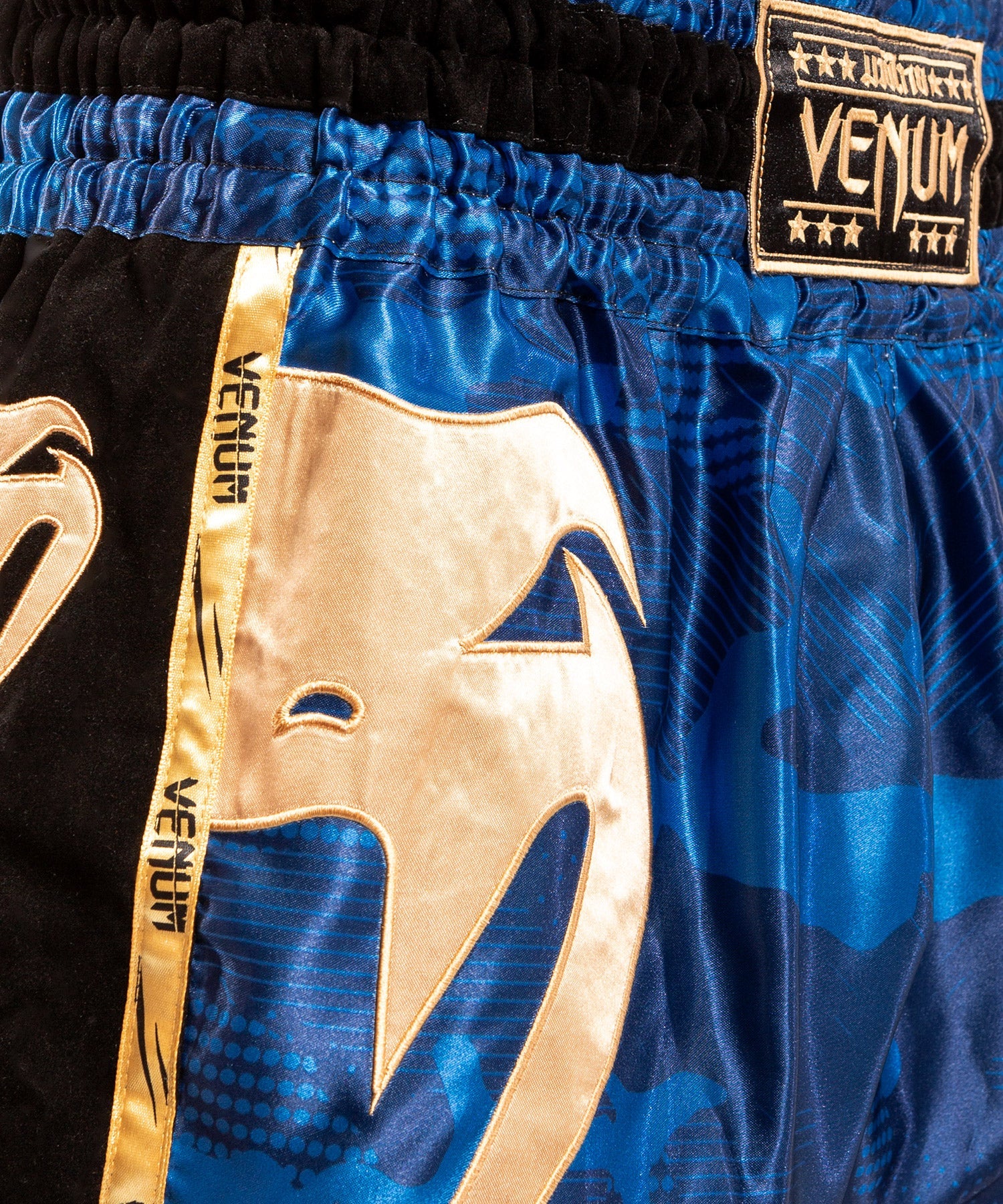 Muay Thai Shorts Venum Giant Camo - Blau/Gold - Image 3