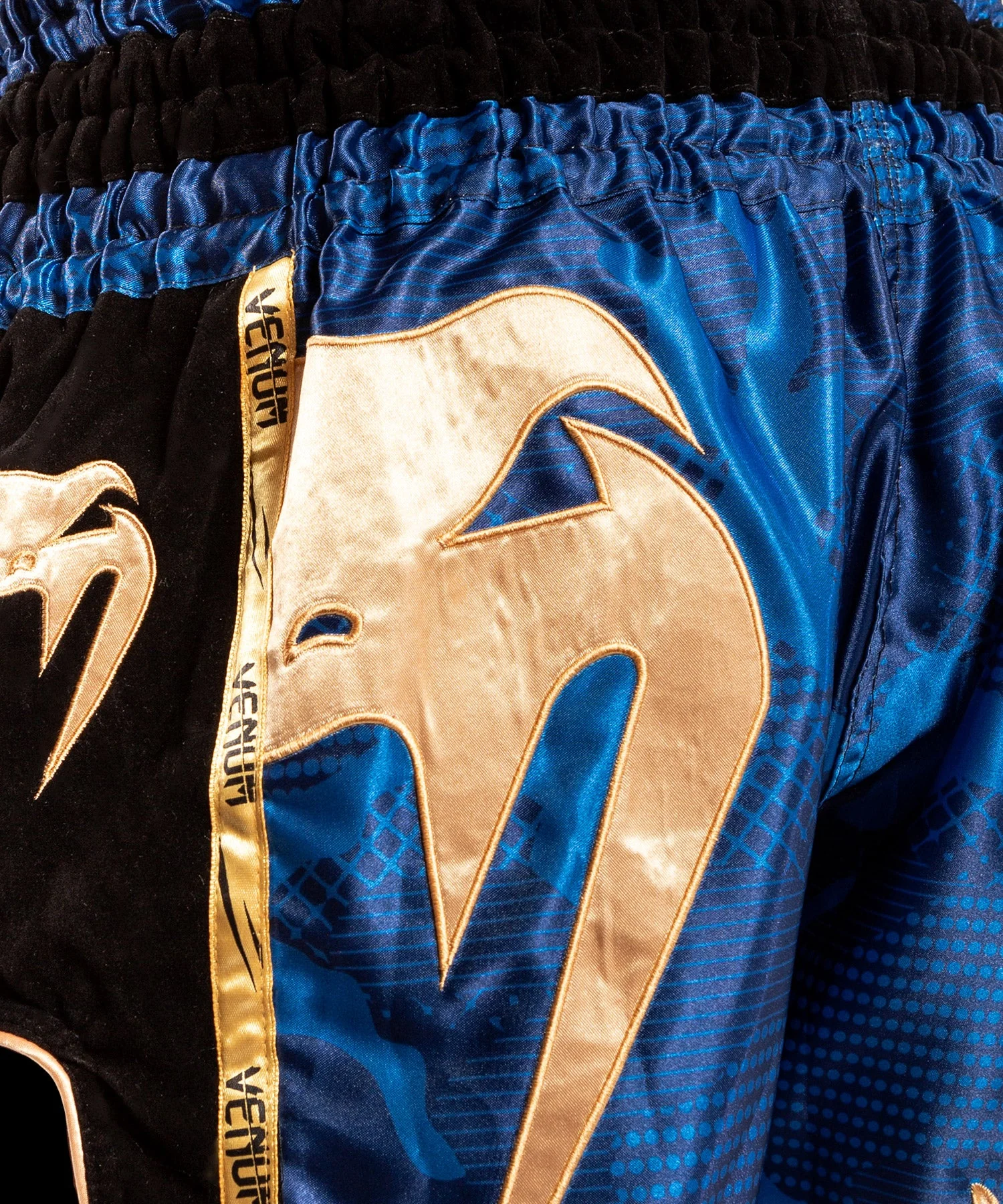 Muay Thai Shorts Venum Giant Camo - Blau/Gold - Image 4
