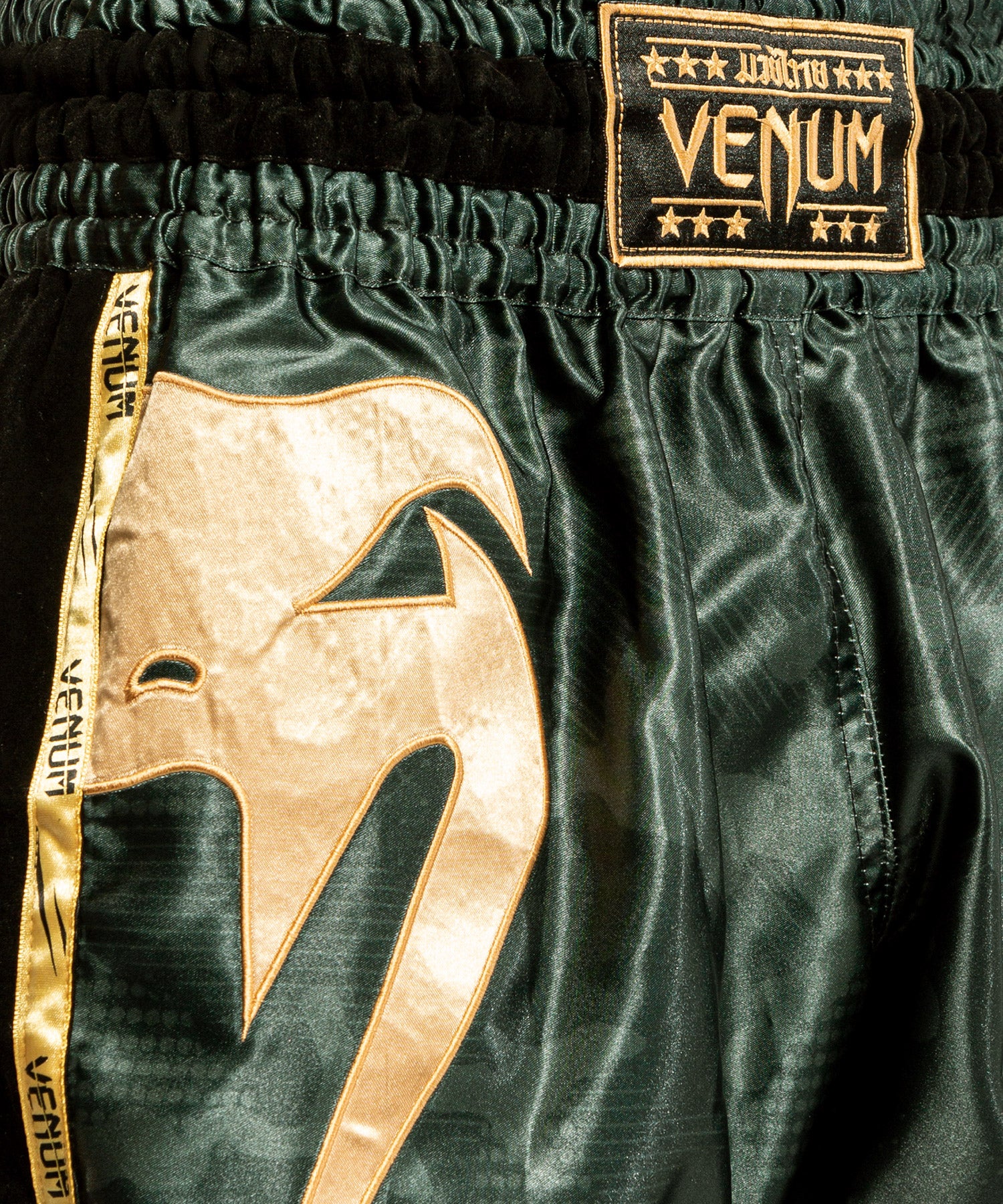 Muay Thai Shorts Venum Giant Camo - Khaki/Gold - Image 3
