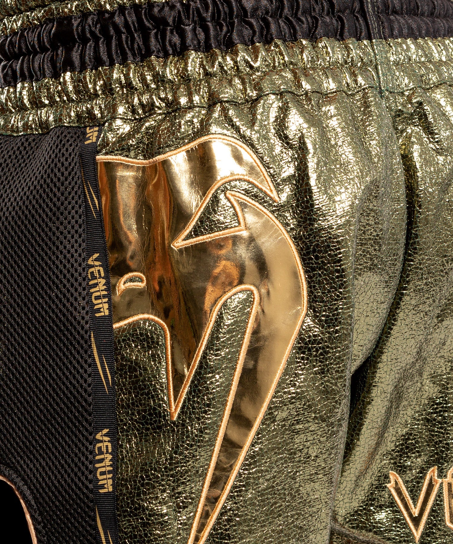 Muay Thai Shorts Venum Giant Foil - Khaki/Gold - Image 4