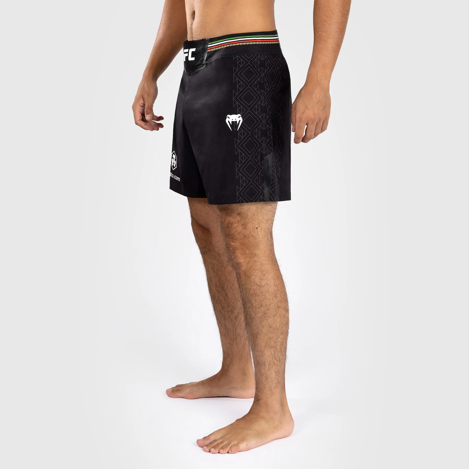 Noche UFC by Venum Authentic Fight Night Herren Kampfhose - Kurze Passform - Schwarz - Image 3