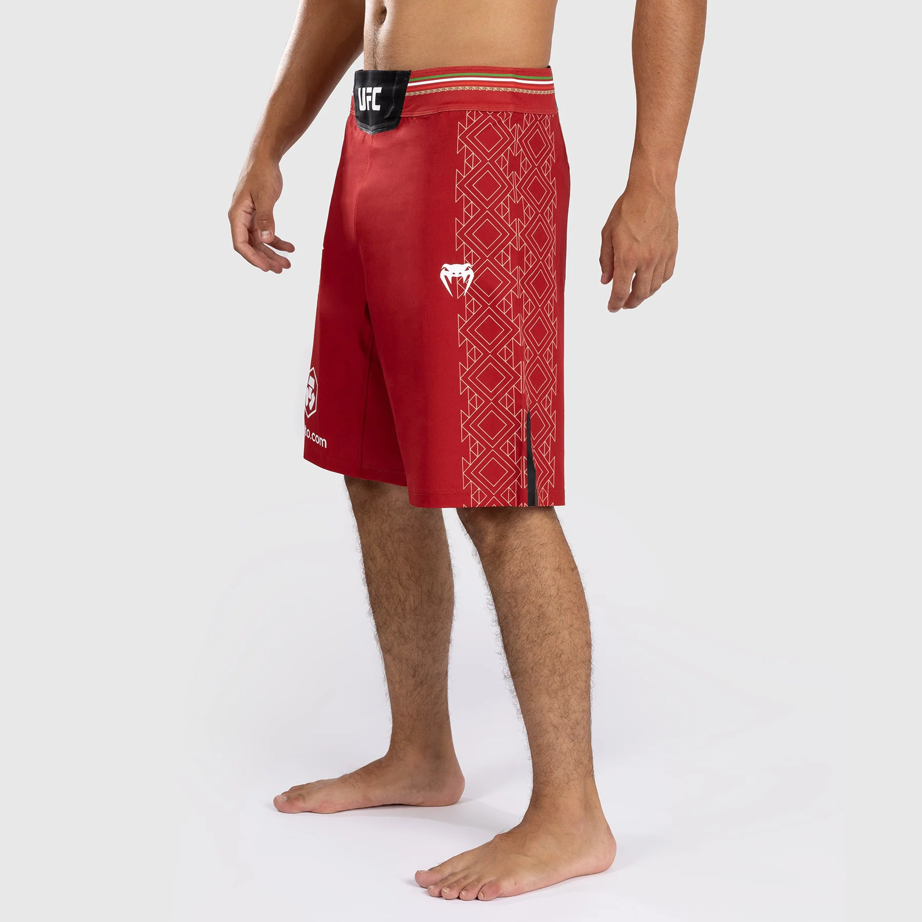Noche UFC by Venum Authentic Fight Night Herren Kampfshorts - Lange Passform - Rot - Image 2
