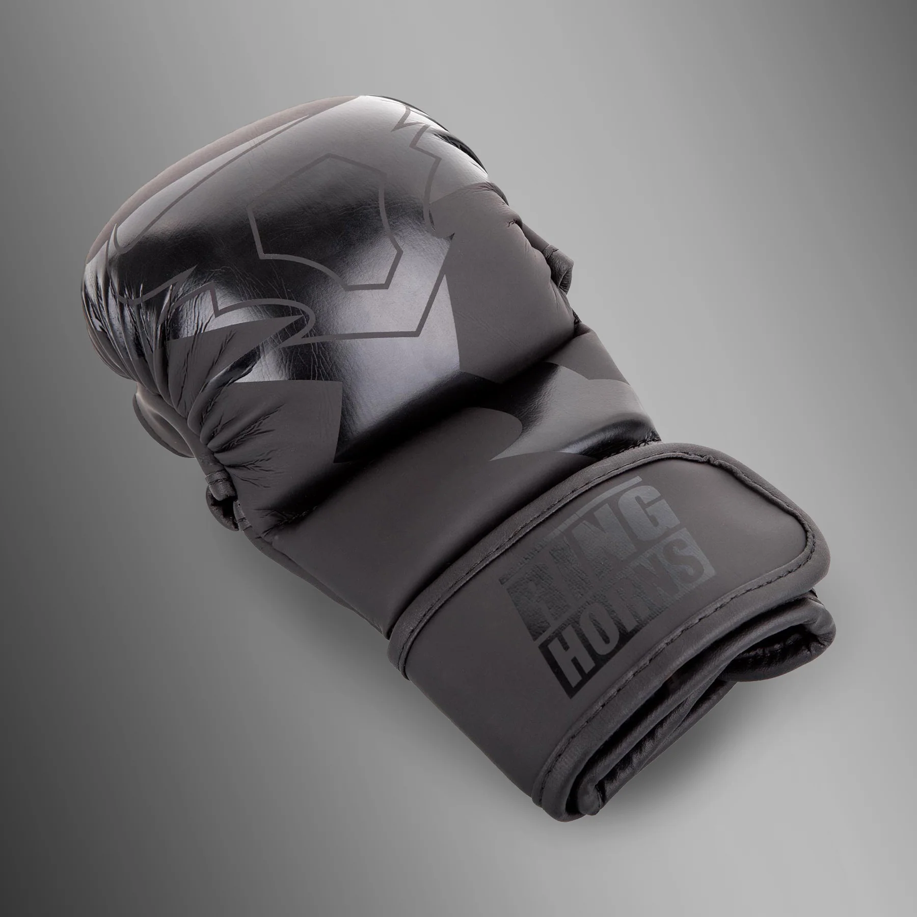 Ringhorns Charger by Venum Boxhandschuhe – Schwarz/Schwarz - Image 4