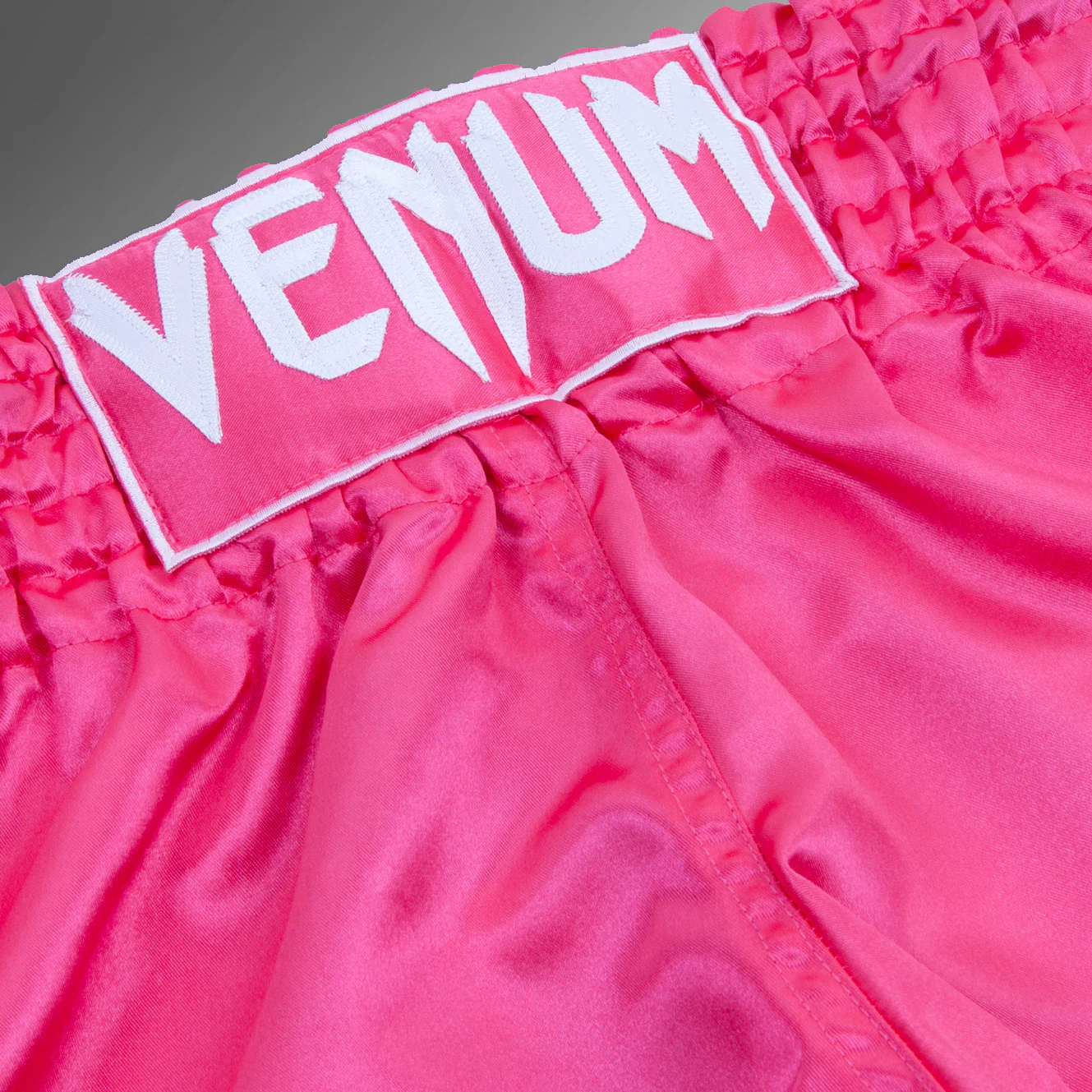 Venum Classic Shorts Muay Thai - Rosa/Weiß - Image 5