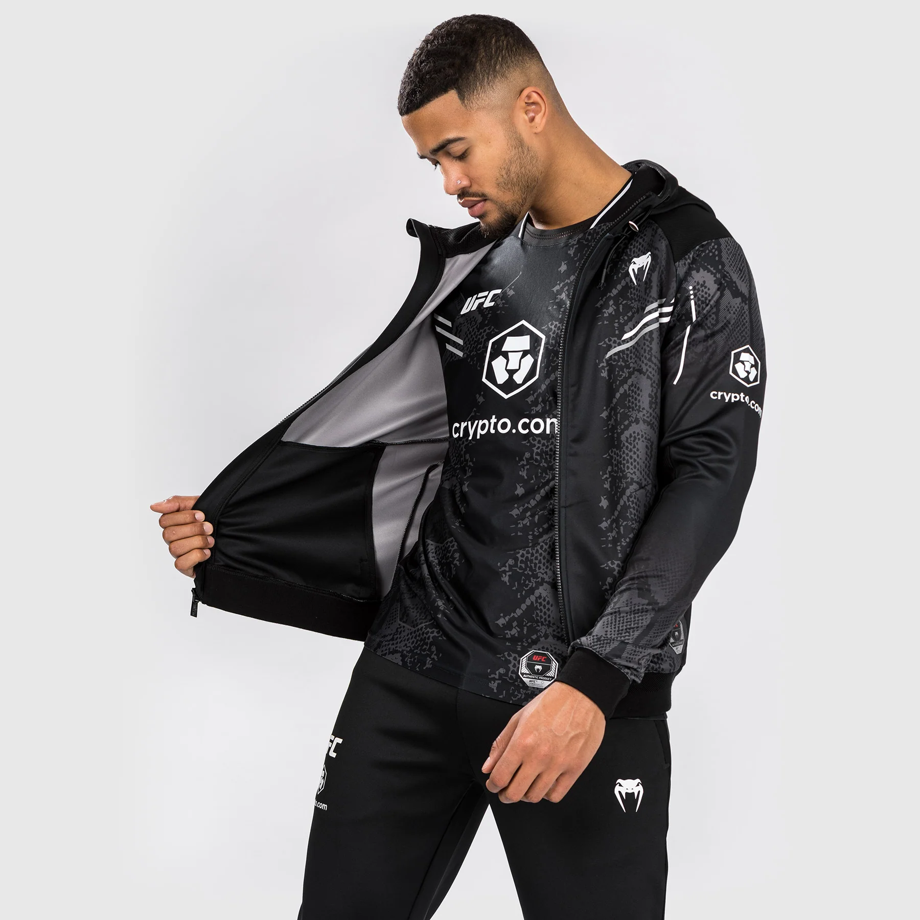 UFC Adrenaline by Venum Authentic Fight Night Walkout Hoodie für Männer - Schwarz - Image 4