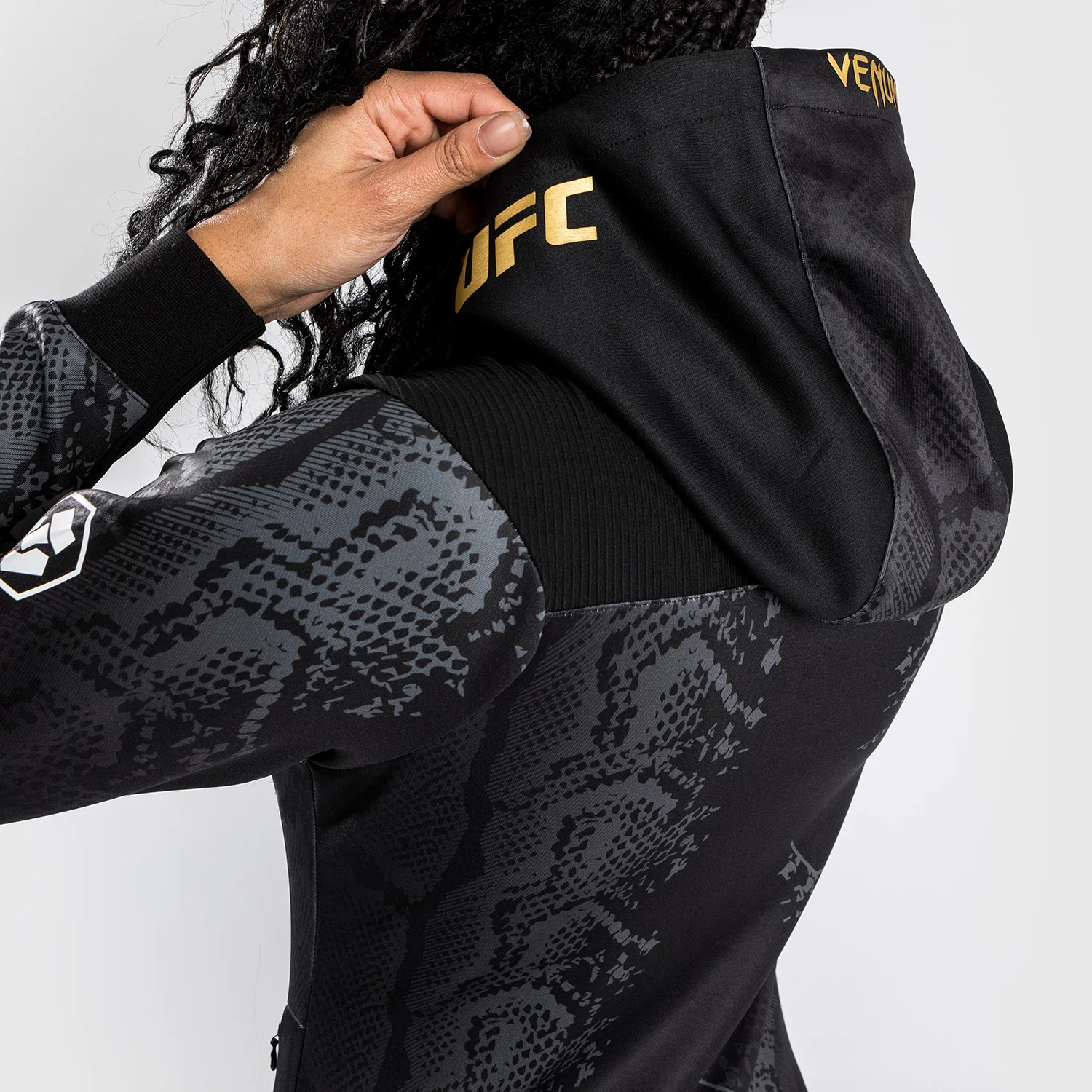 UFC Adrenaline by Venum Authentic Fight Night Walkout-Kapuzenpullover für Frauen - Champion - Image 9
