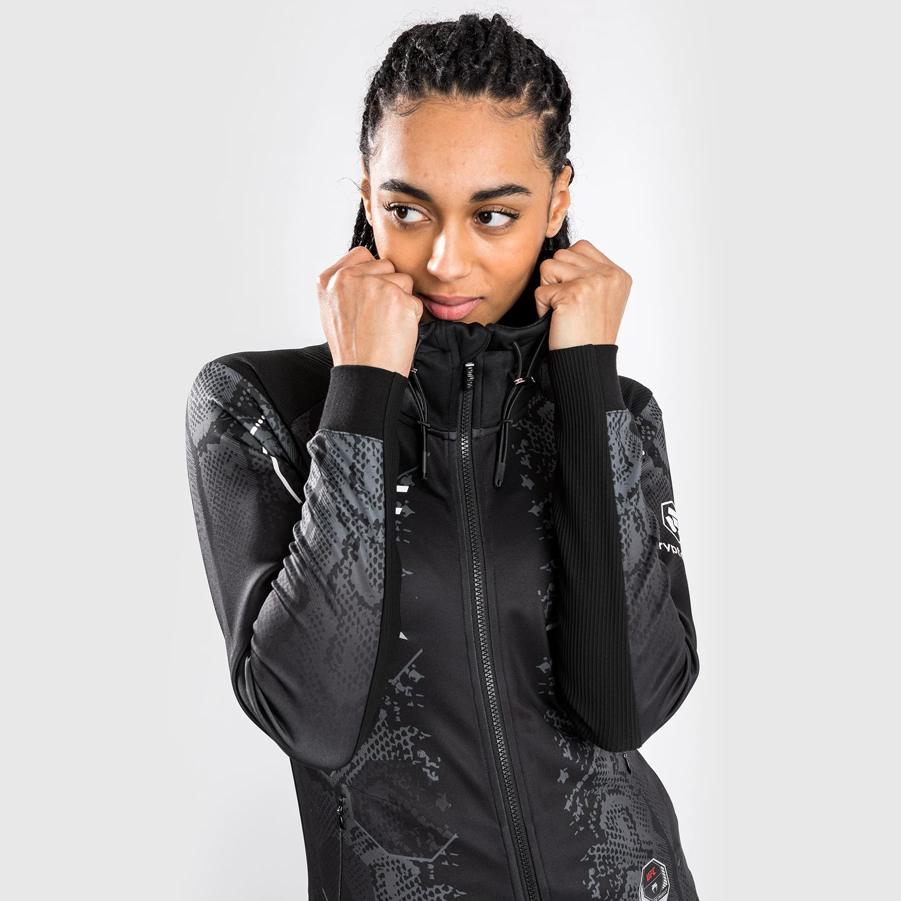 UFC Adrenaline by Venum Authentic Fight Night Women's Walkout Hoodie - Schwarz - Image 3