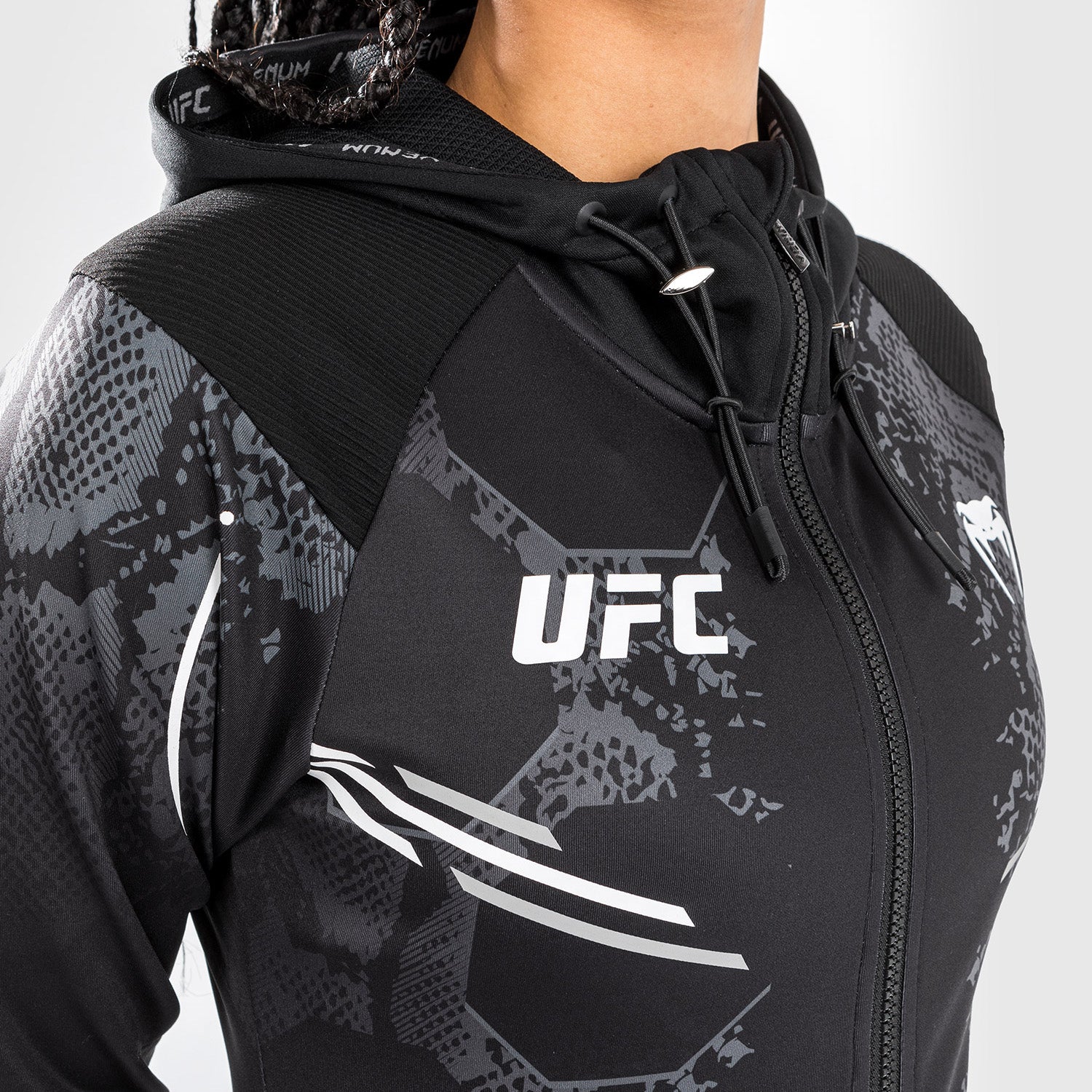UFC Adrenaline by Venum Authentic Fight Night Women's Walkout Hoodie - Schwarz - Image 8