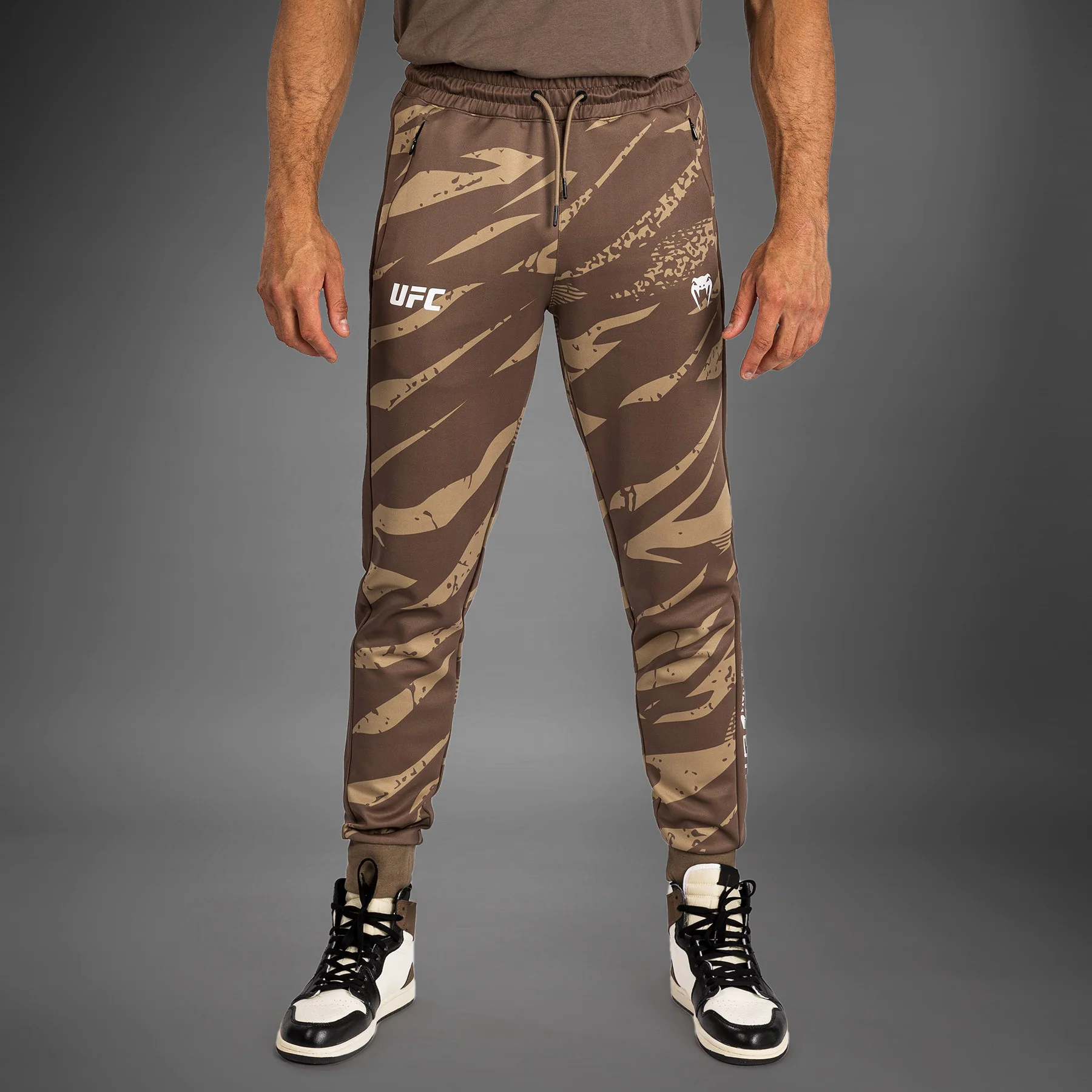 UFC Adrenaline by Venum Fight Week Herrenhose - Desert Camo