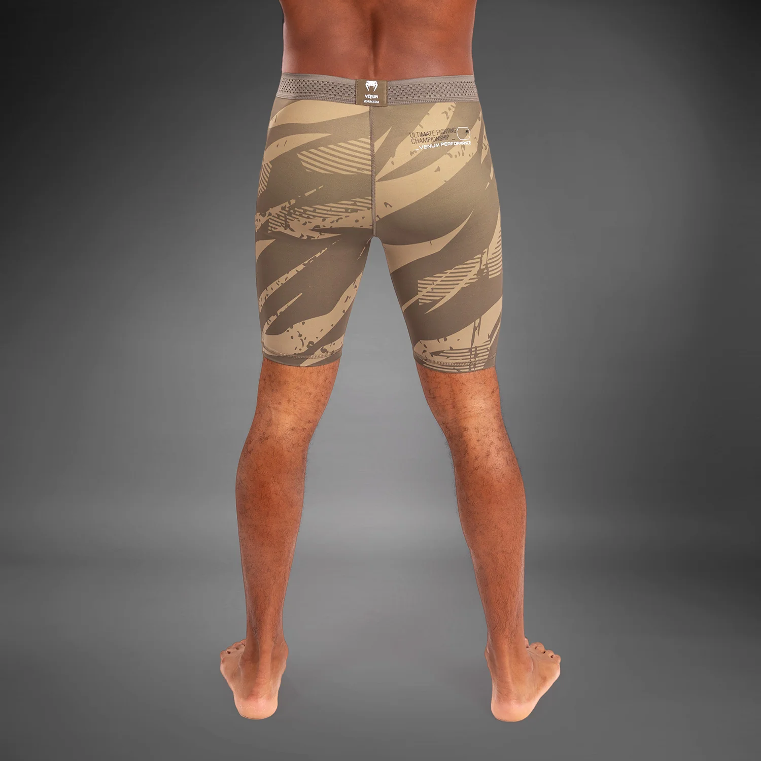UFC Adrenaline by Venum Fight Week Männer Vale Tudo Shorts - Desert Camo - Image 8