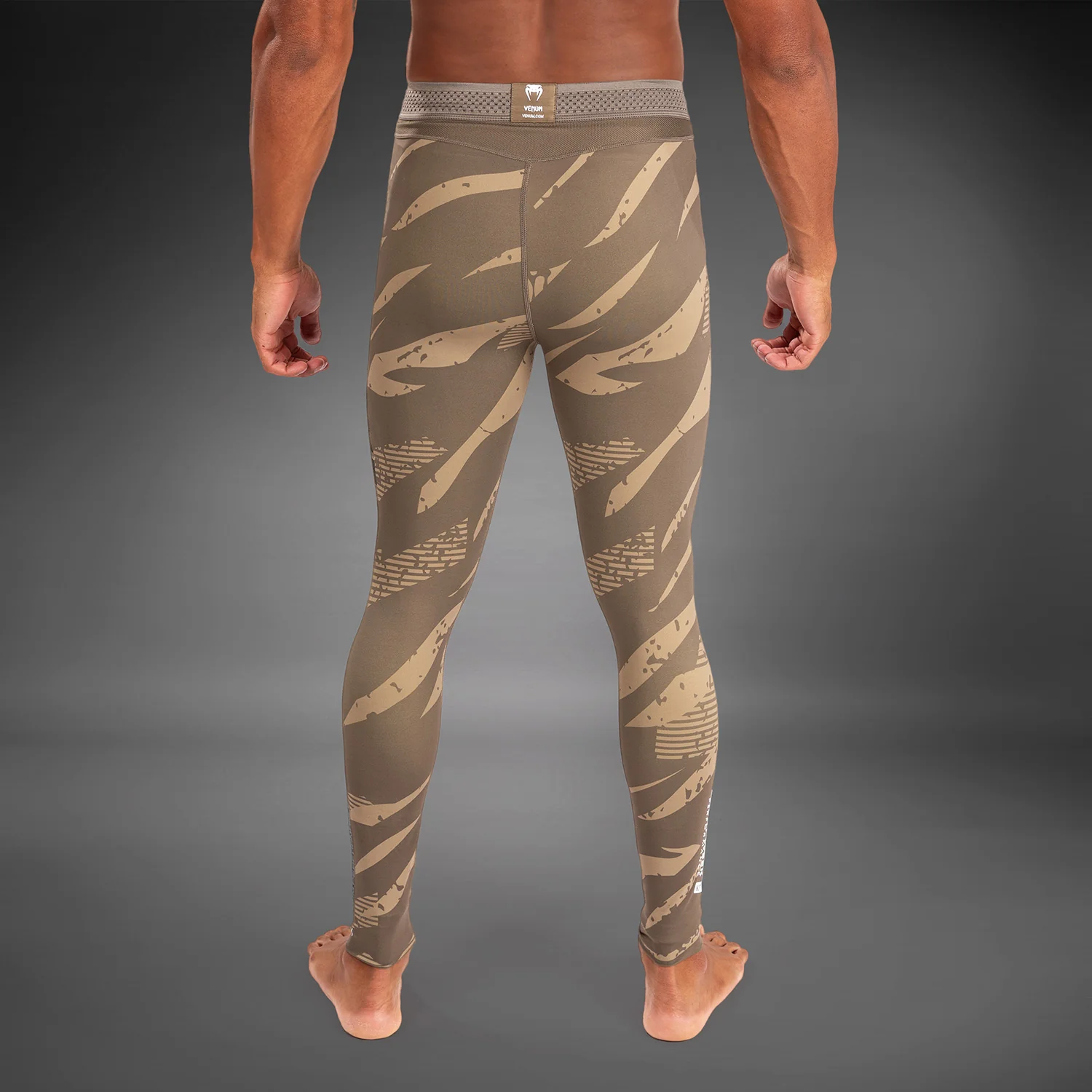UFC Adrenaline by Venum Fight Week Performance Herren-Tight - Desert Camo - Image 7