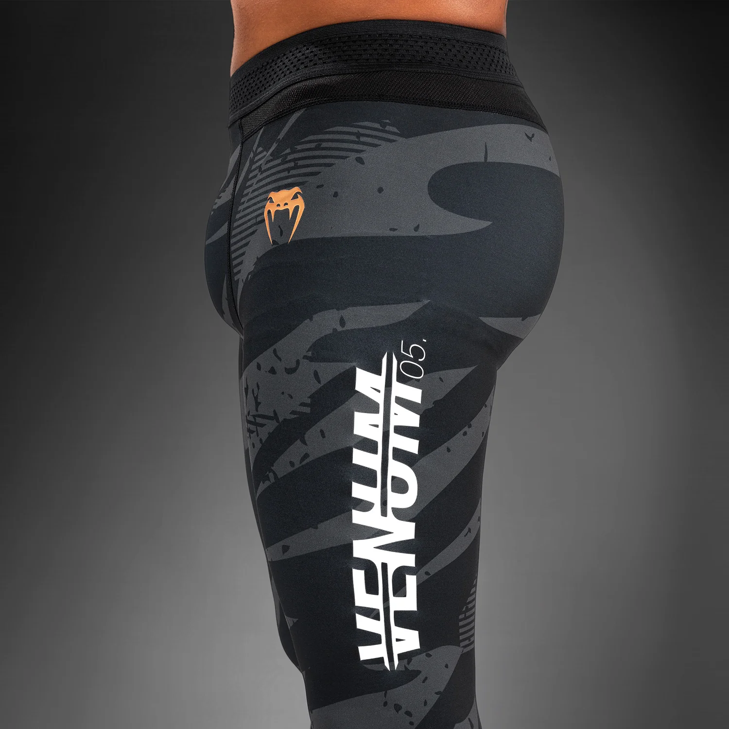 UFC Adrenaline by Venum Fight Week Performance Herren-Tight - Urban Camo - Image 3