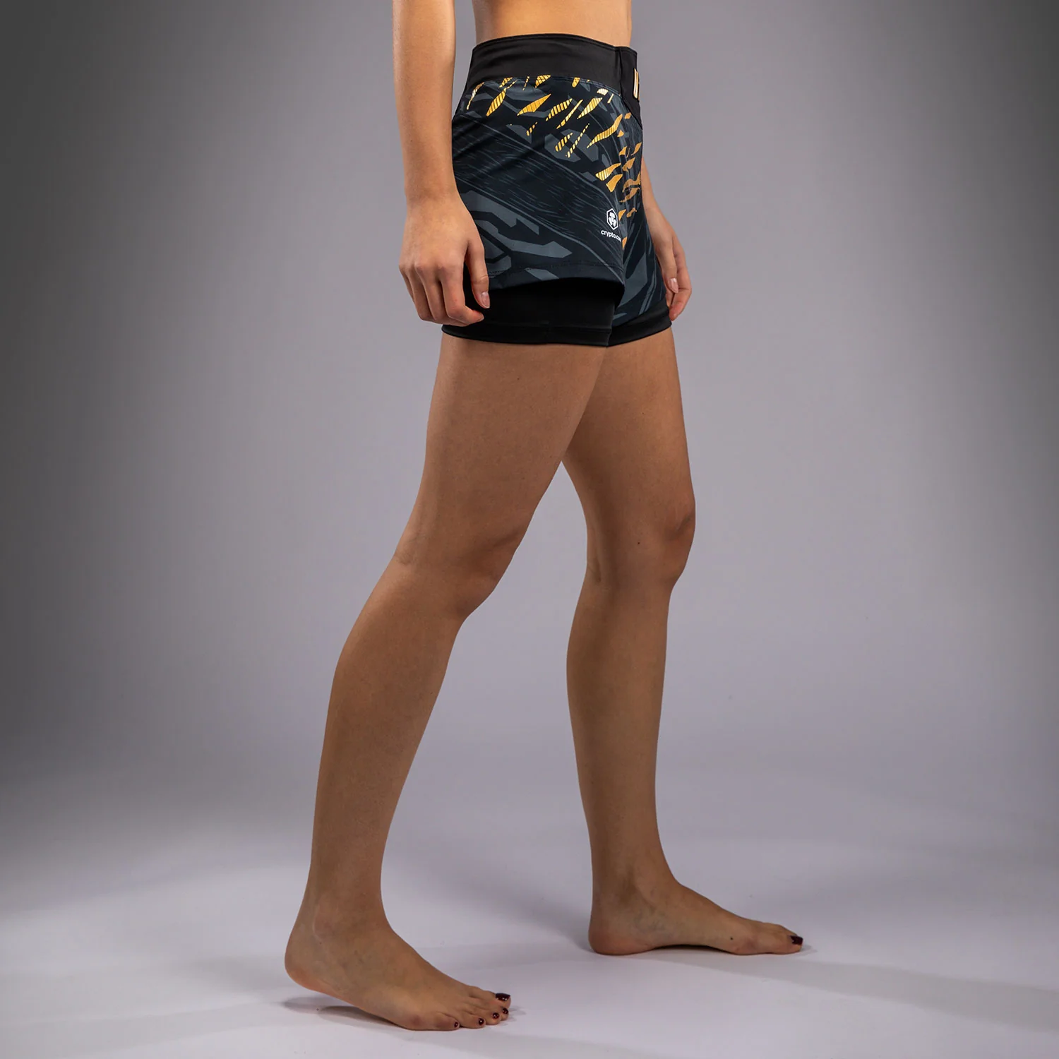UFC Fusion by Venum Authentic Fight Night Damen Fight Short - Champion - Image 4