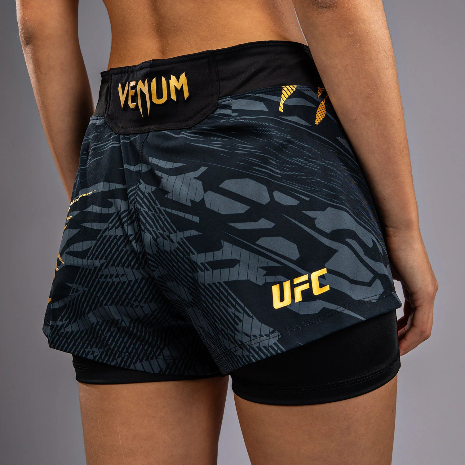 UFC Fusion by Venum Authentic Fight Night Damen Fight Short - Champion - Image 6