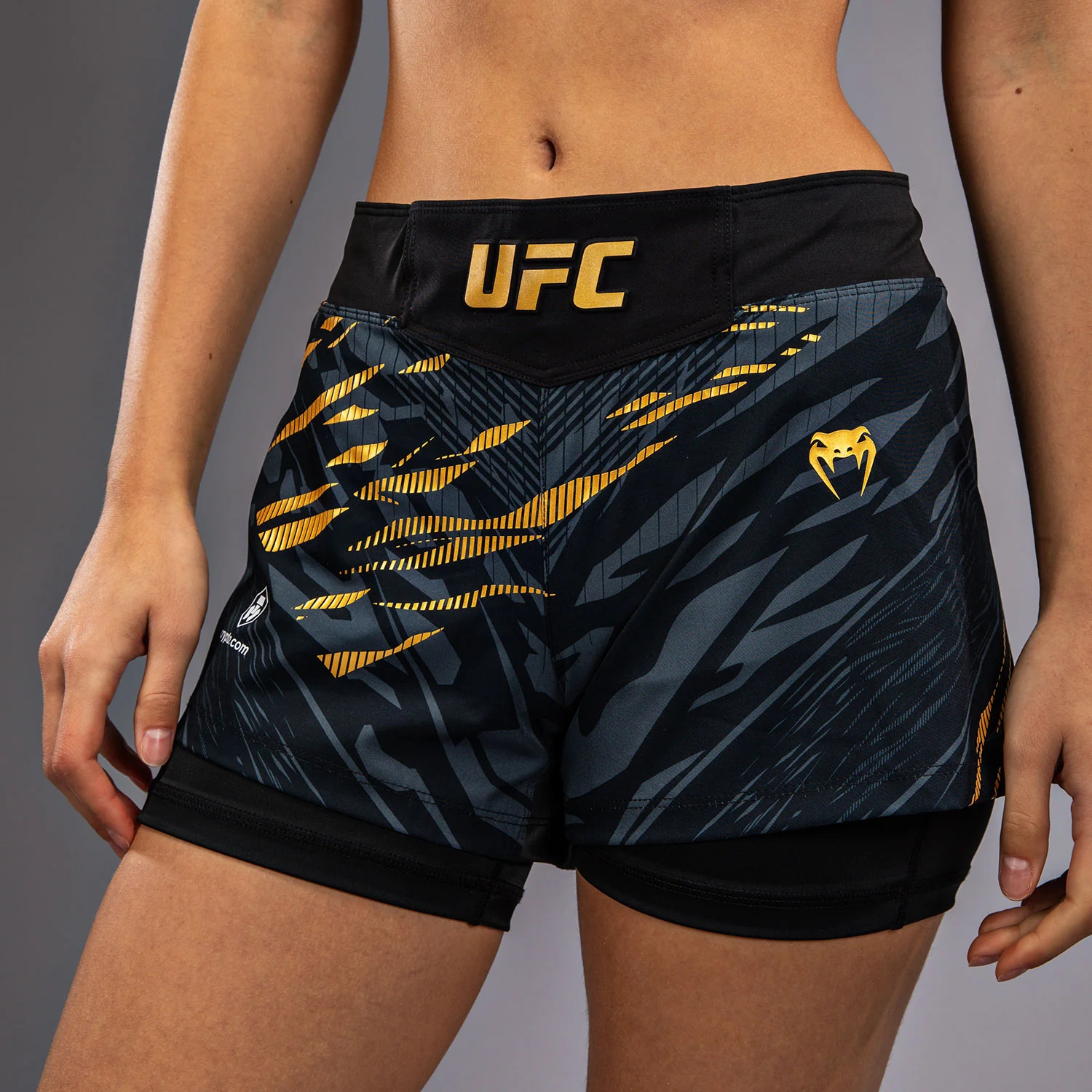 UFC Fusion by Venum Authentic Fight Night Damen Fight Short - Champion - Image 7