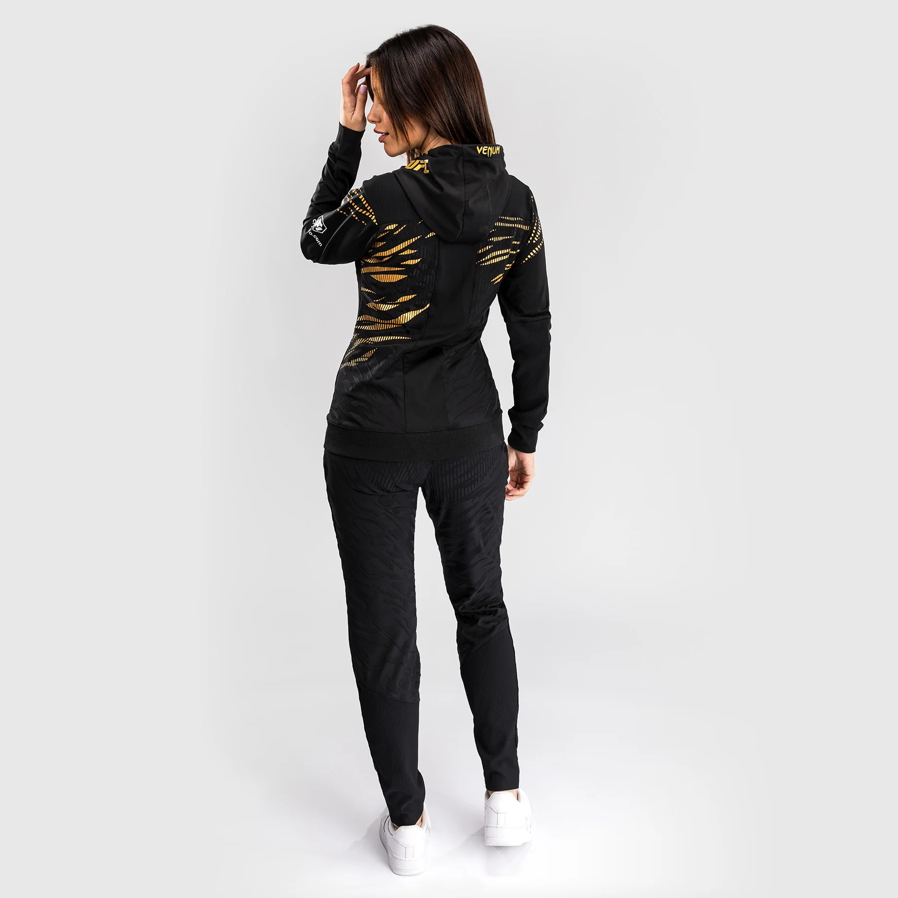 UFC Fusion by Venum Authentic Fight Night Damen Walkout Hoodie - Champion - Image 3
