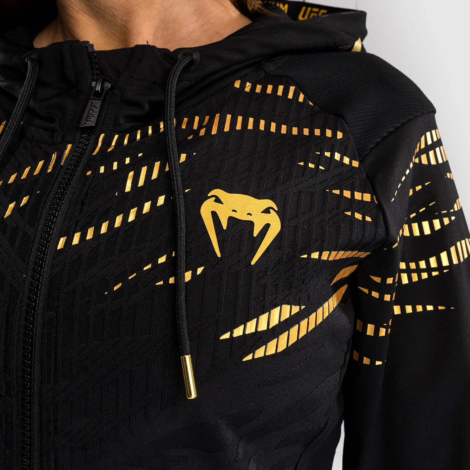 UFC Fusion by Venum Authentic Fight Night Damen Walkout Hoodie - Champion - Image 6