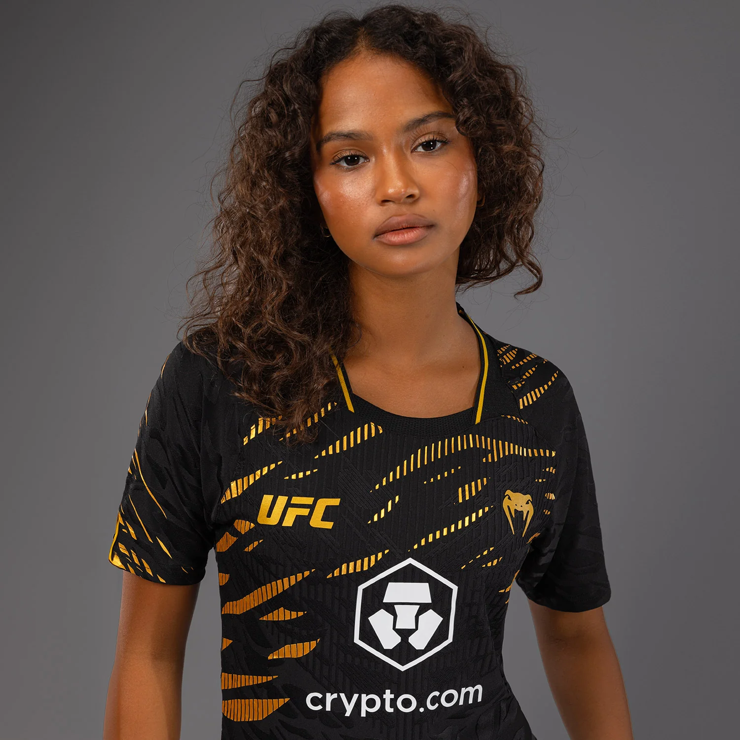 UFC Fusion by Venum Authentic Fight Night Damen Walkout Jersey - Champion - Image 4