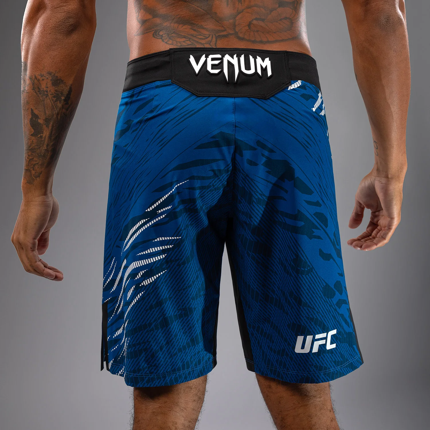 UFC Fusion by Venum Authentic Fight Night Herren Fight Short - Long Fit - Blau - Image 9