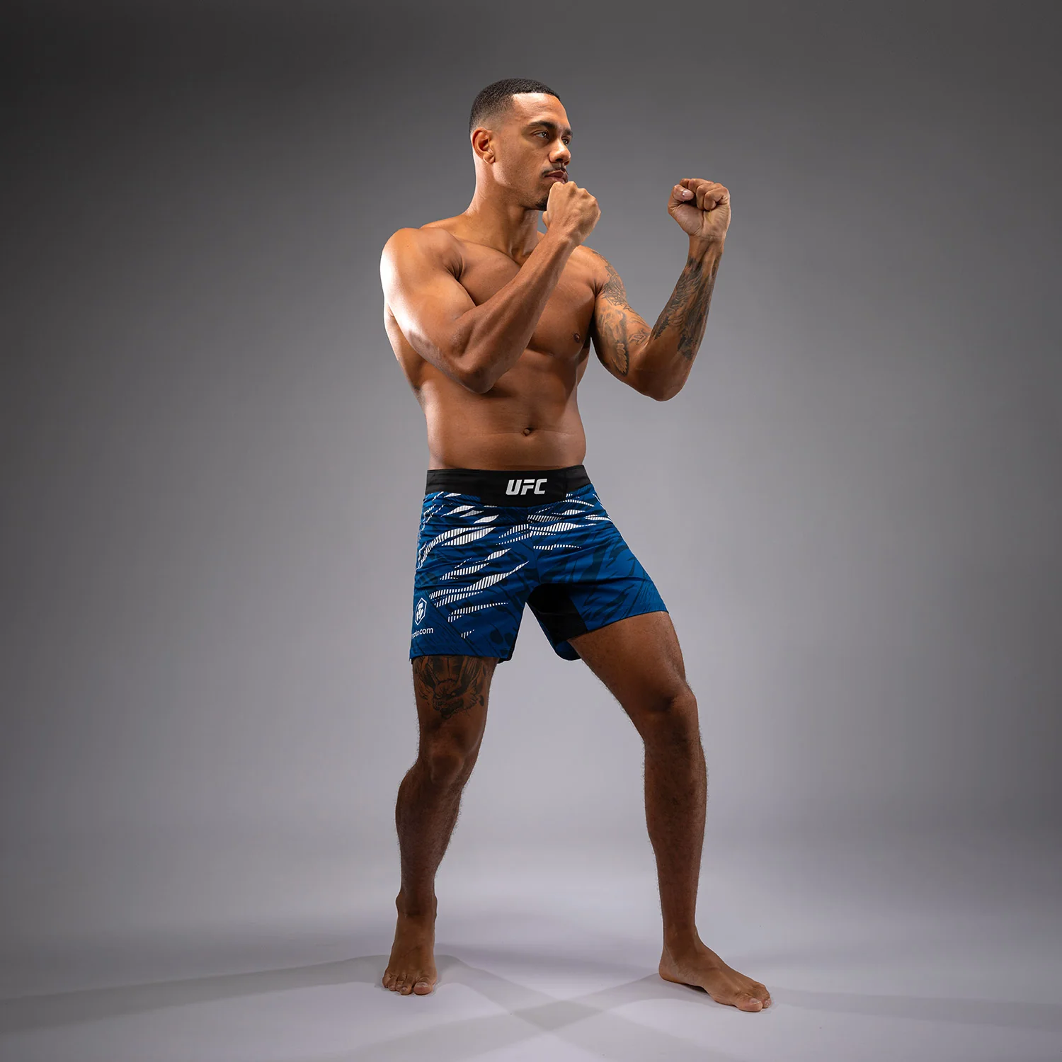 UFC Fusion by Venum Authentic Fight Night Herren Fight Short - Short Fit - Blau - Image 4