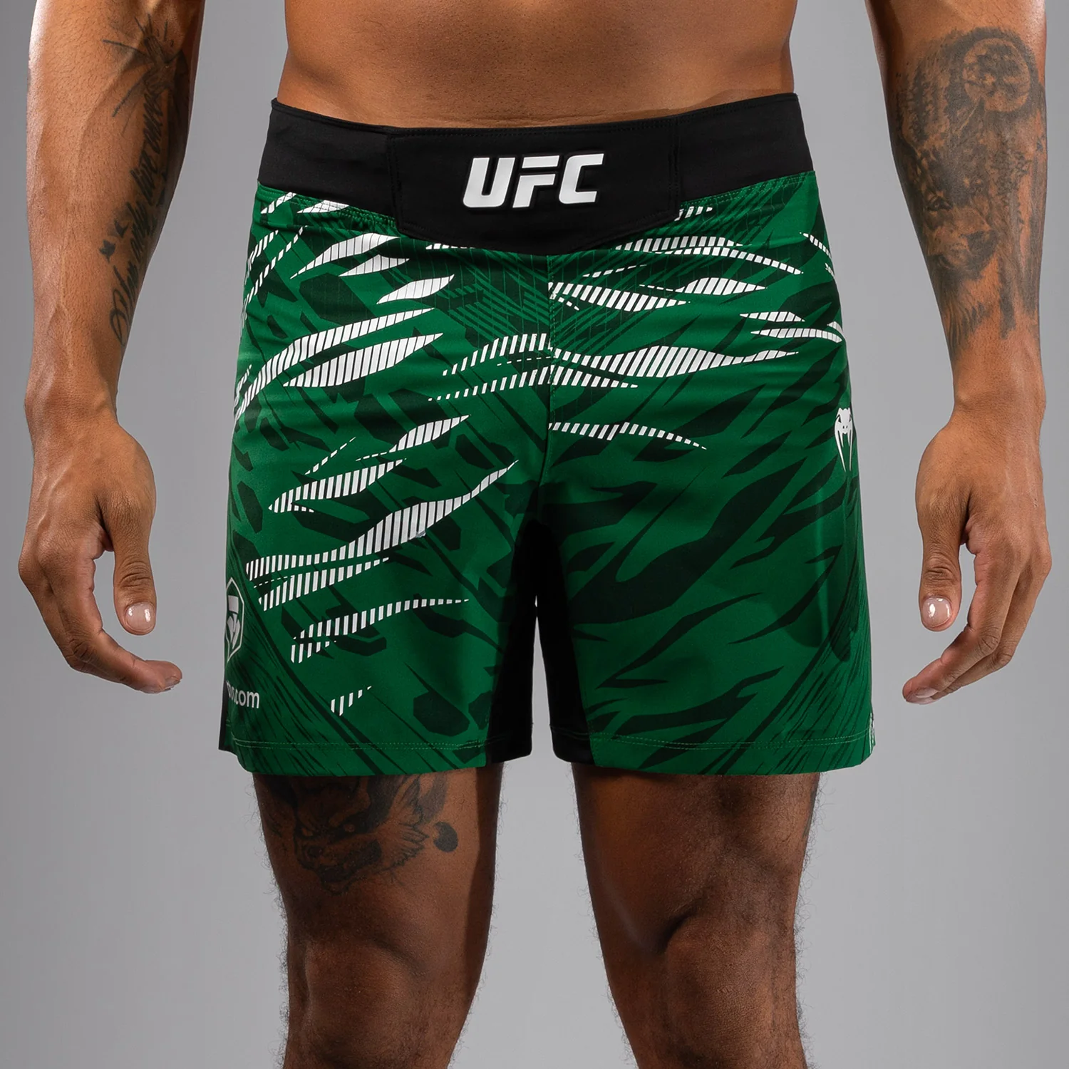 UFC Fusion by Venum Authentic Fight Night Herren Fight Short - Short Fit - Grün - Image 6