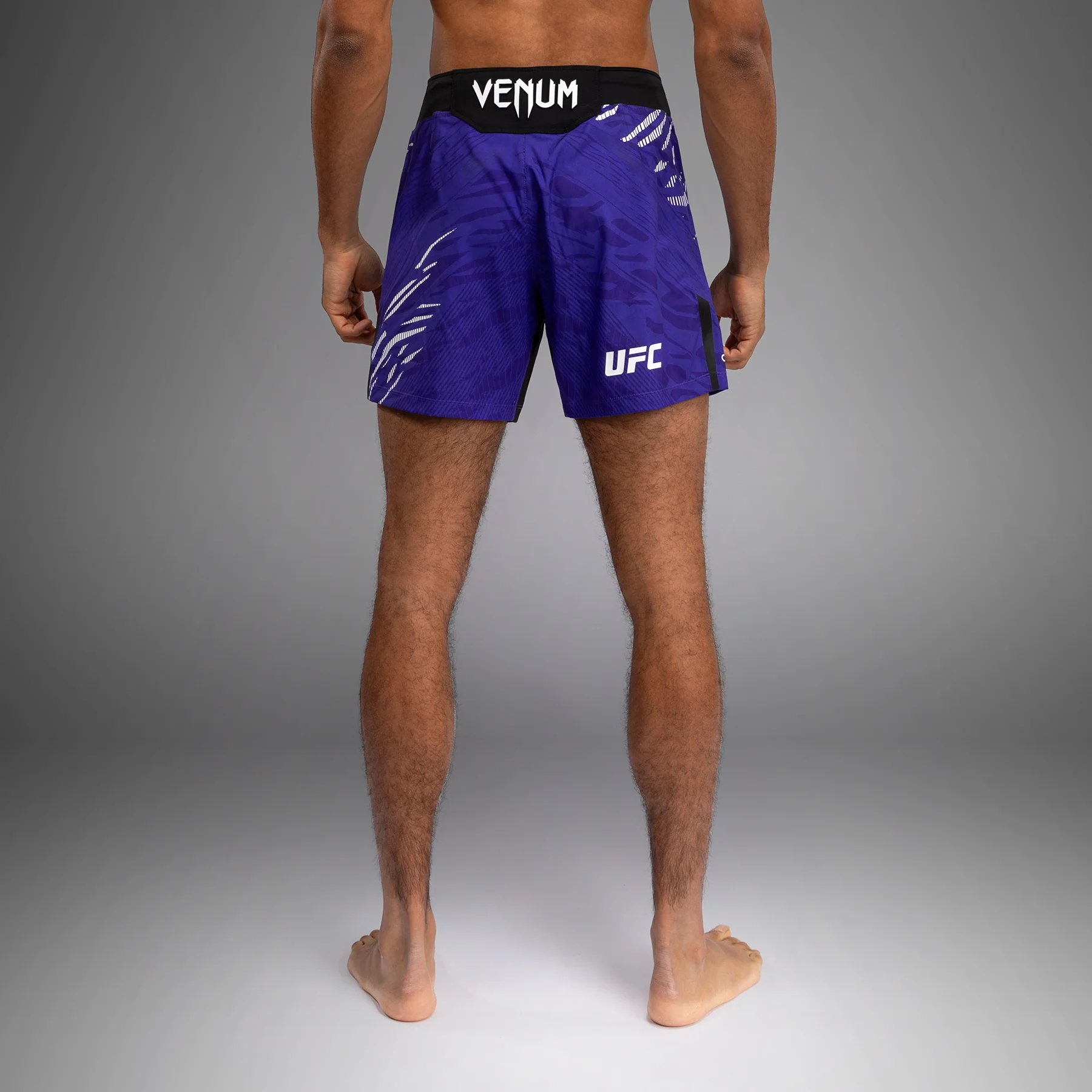 UFC Fusion by Venum Authentic Fight Night Herren Fight Short - Short Fit - lila - Image 2