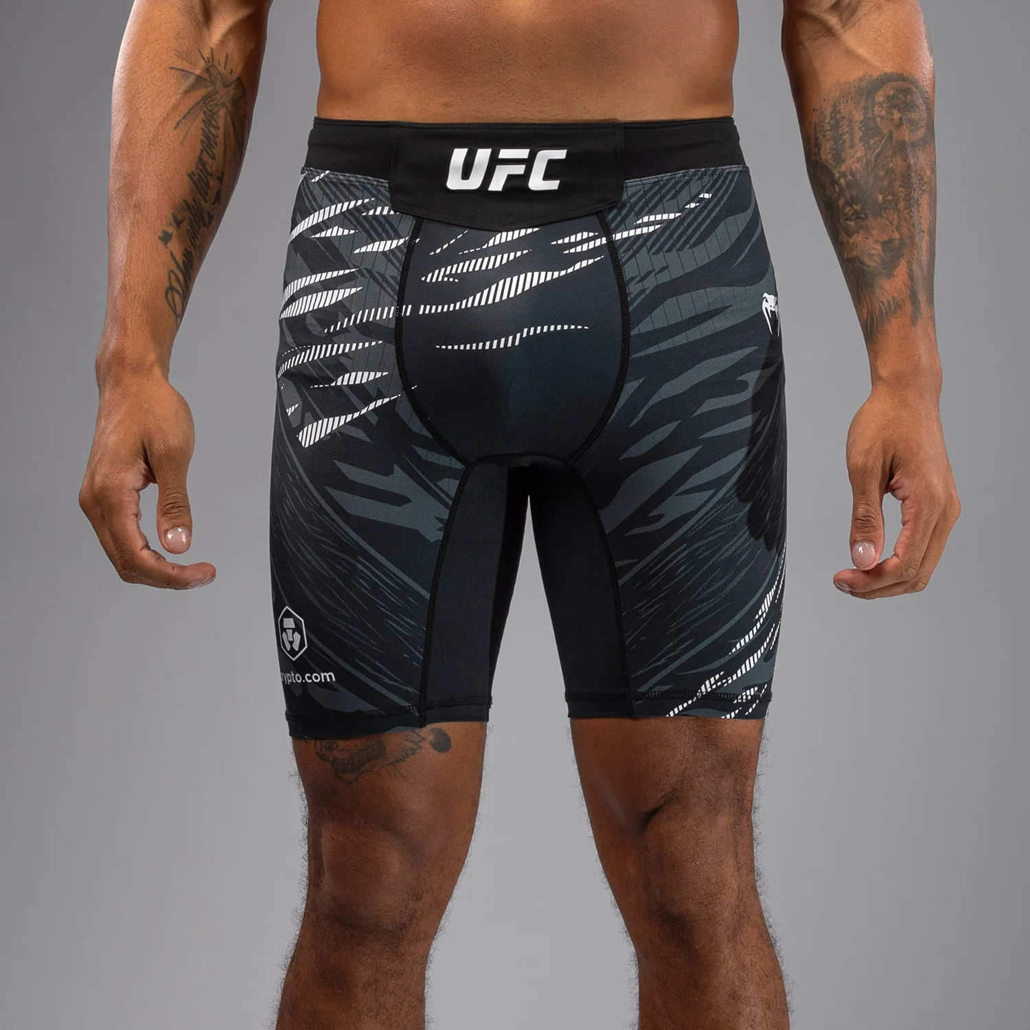 UFC Fusion by Venum Authentic Fight Night Herren Vale Tudo Short - Schwarz - Image 6