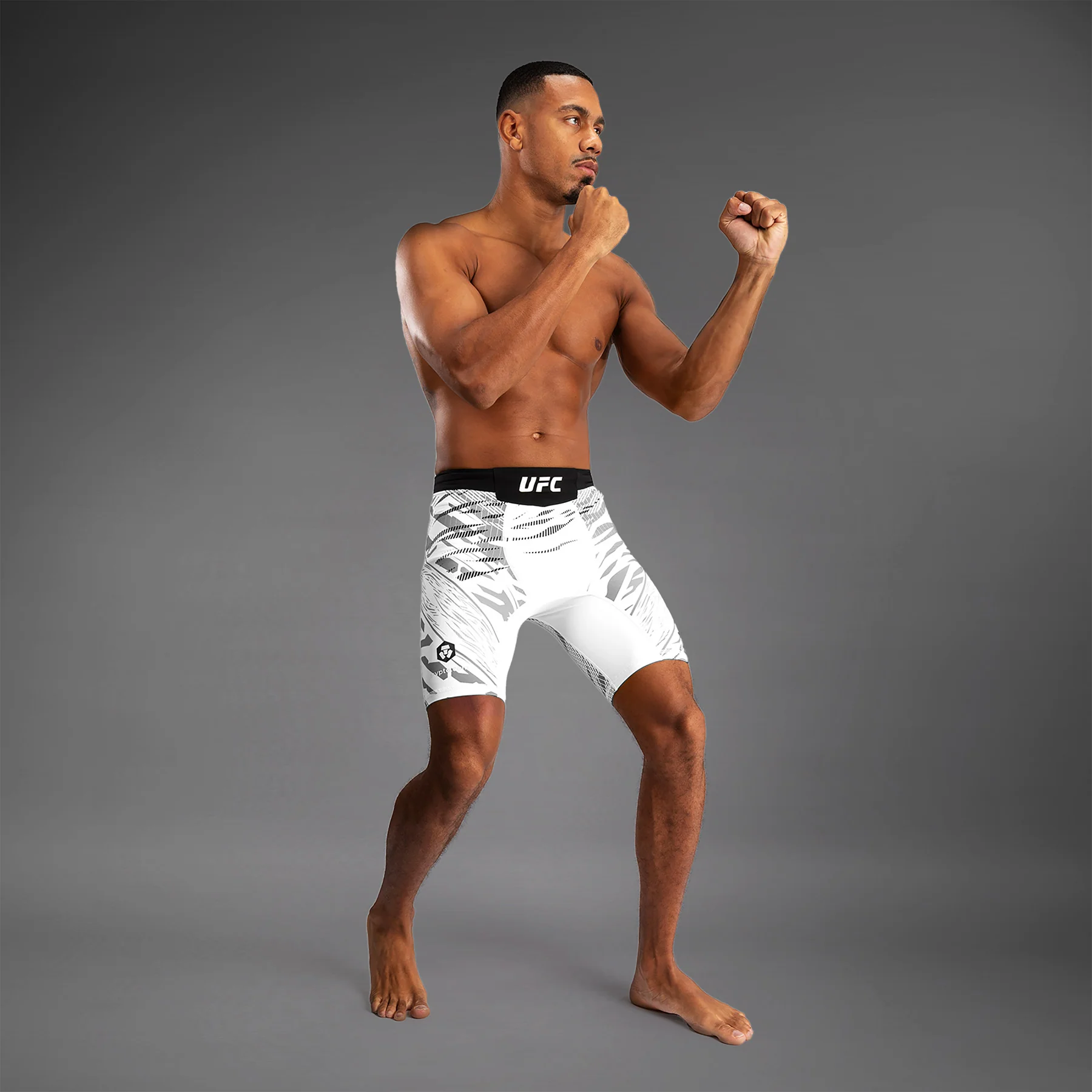 UFC Fusion by Venum Authentic Fight Night Herren Vale Tudo Short - Weiß - Image 4