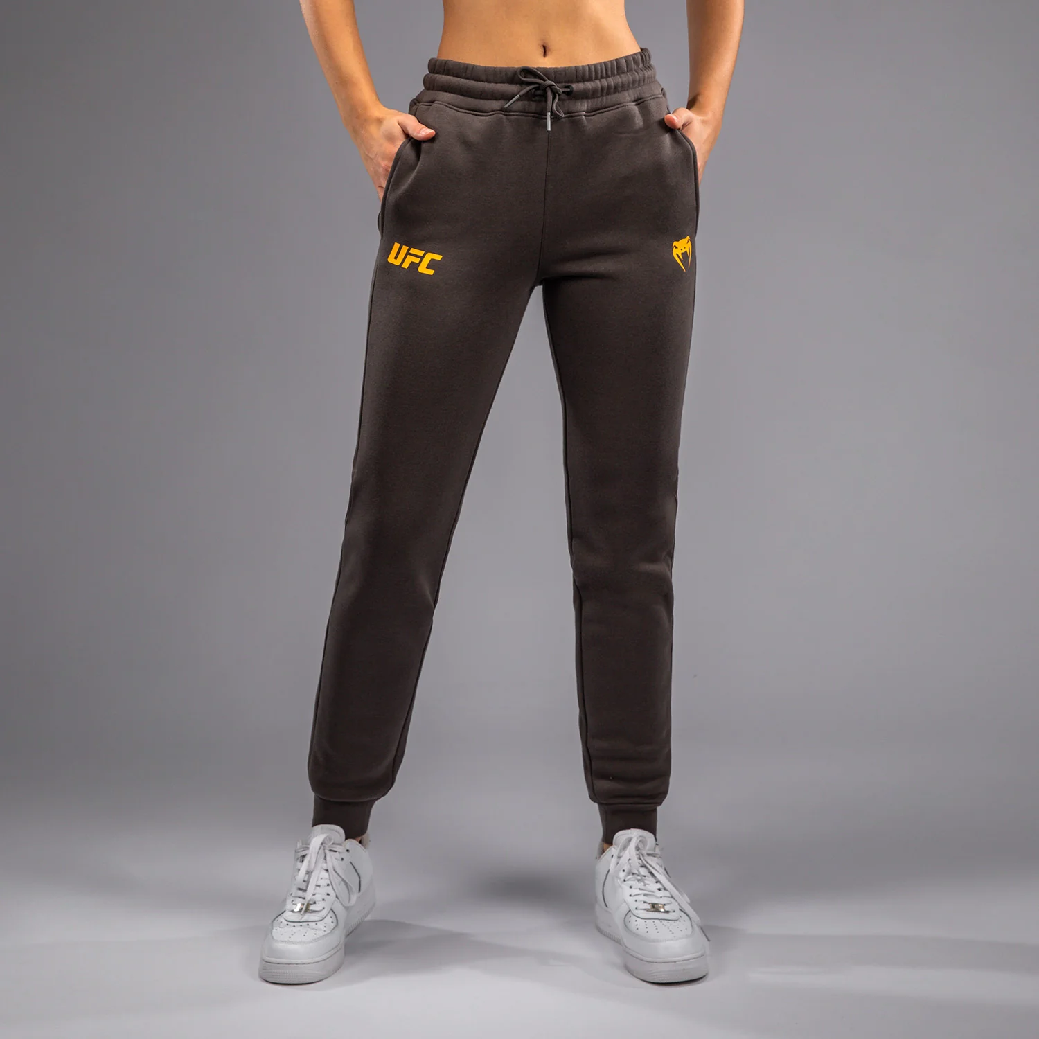 UFC Fusion by Venum Fight Week Damen Baumwollhose - Solid Erdiges Braun