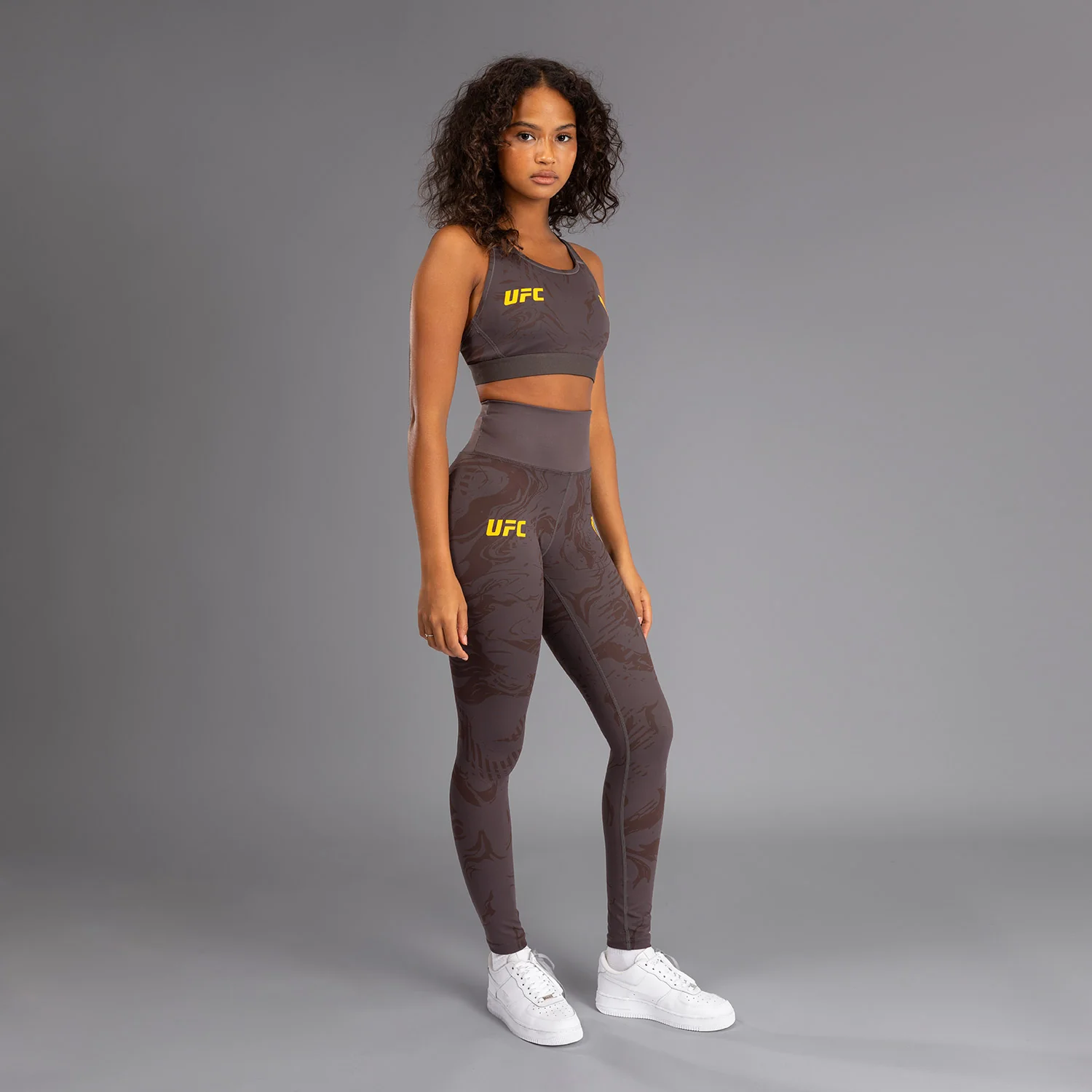 UFC Fusion by Venum Fight Week Damen Performance Tight - Erdiges Braun - Image 3