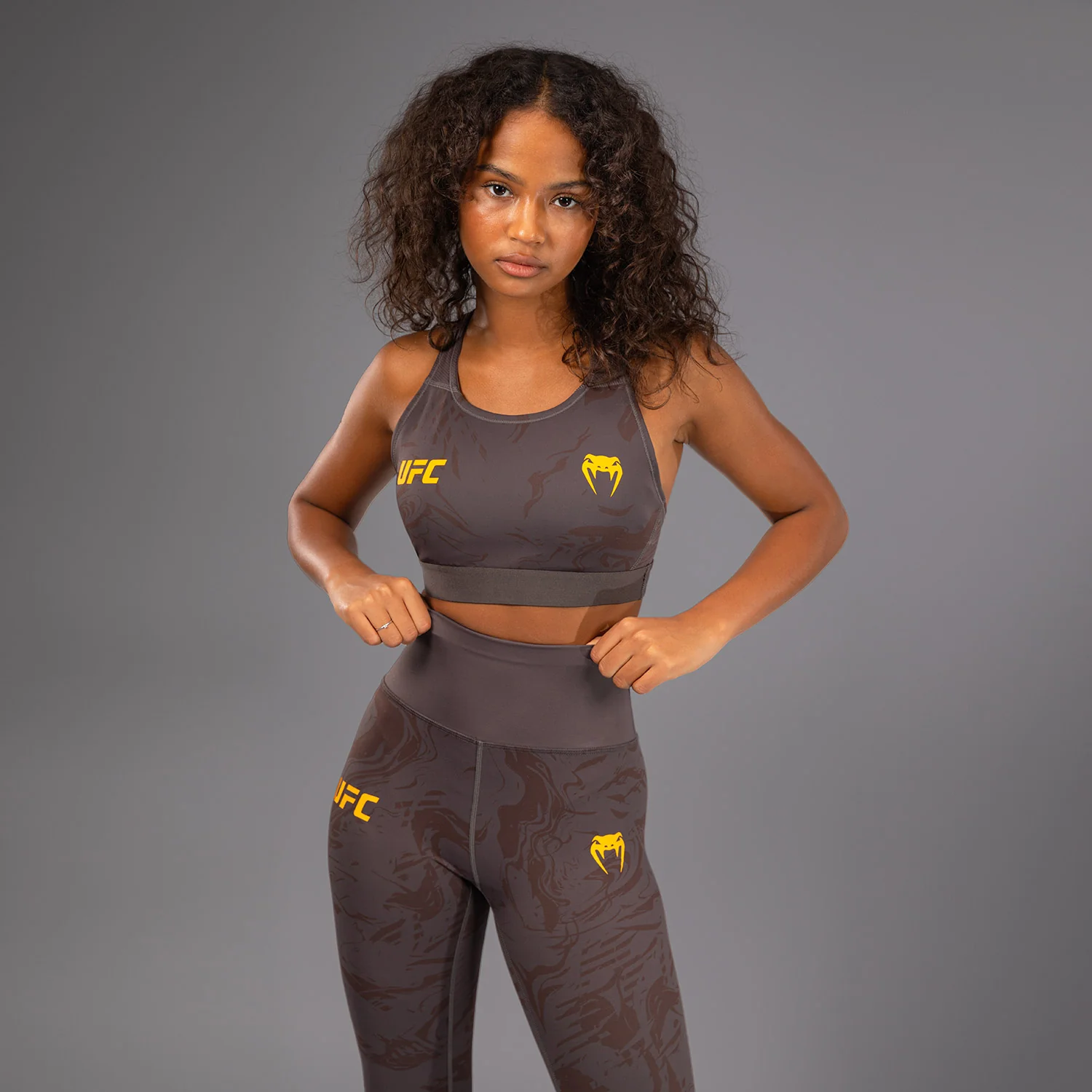 UFC Fusion by Venum Fight Week Damen Performance Tight - Erdiges Braun - Image 6