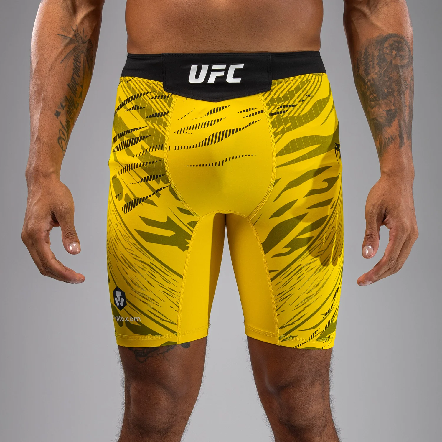 UFC Fusion by Venum Personalized Authentic Fight Night Herren Vale Tudo Short - Gelb - Image 7