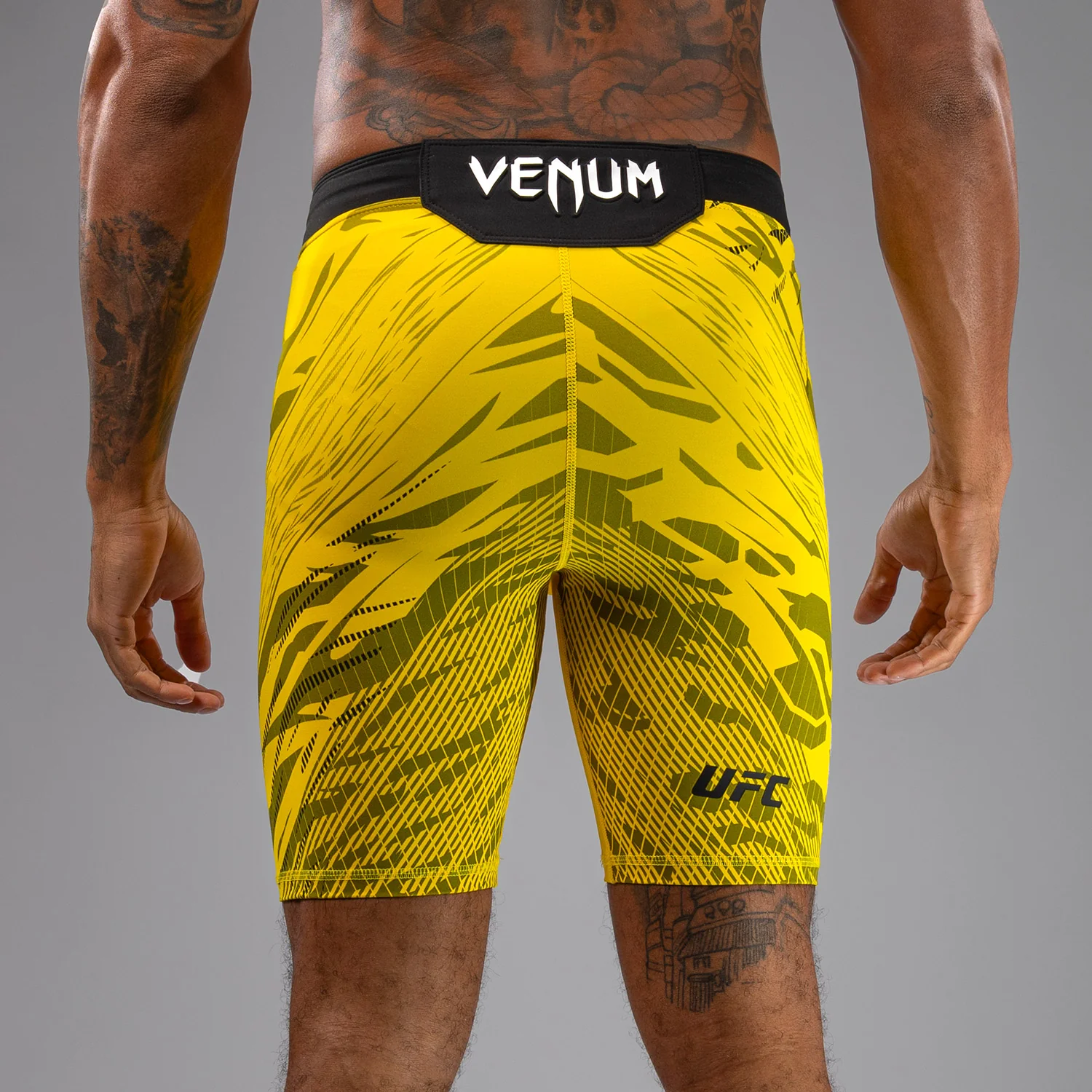 UFC Fusion by Venum Personalized Authentic Fight Night Herren Vale Tudo Short - Gelb - Image 8