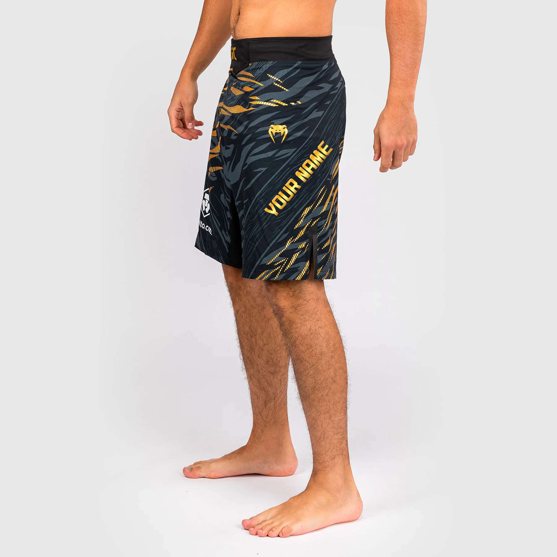 UFC Fusion by Venum Personalized Authentic Fight Night Herren Fight Short - Long Fit - Champion