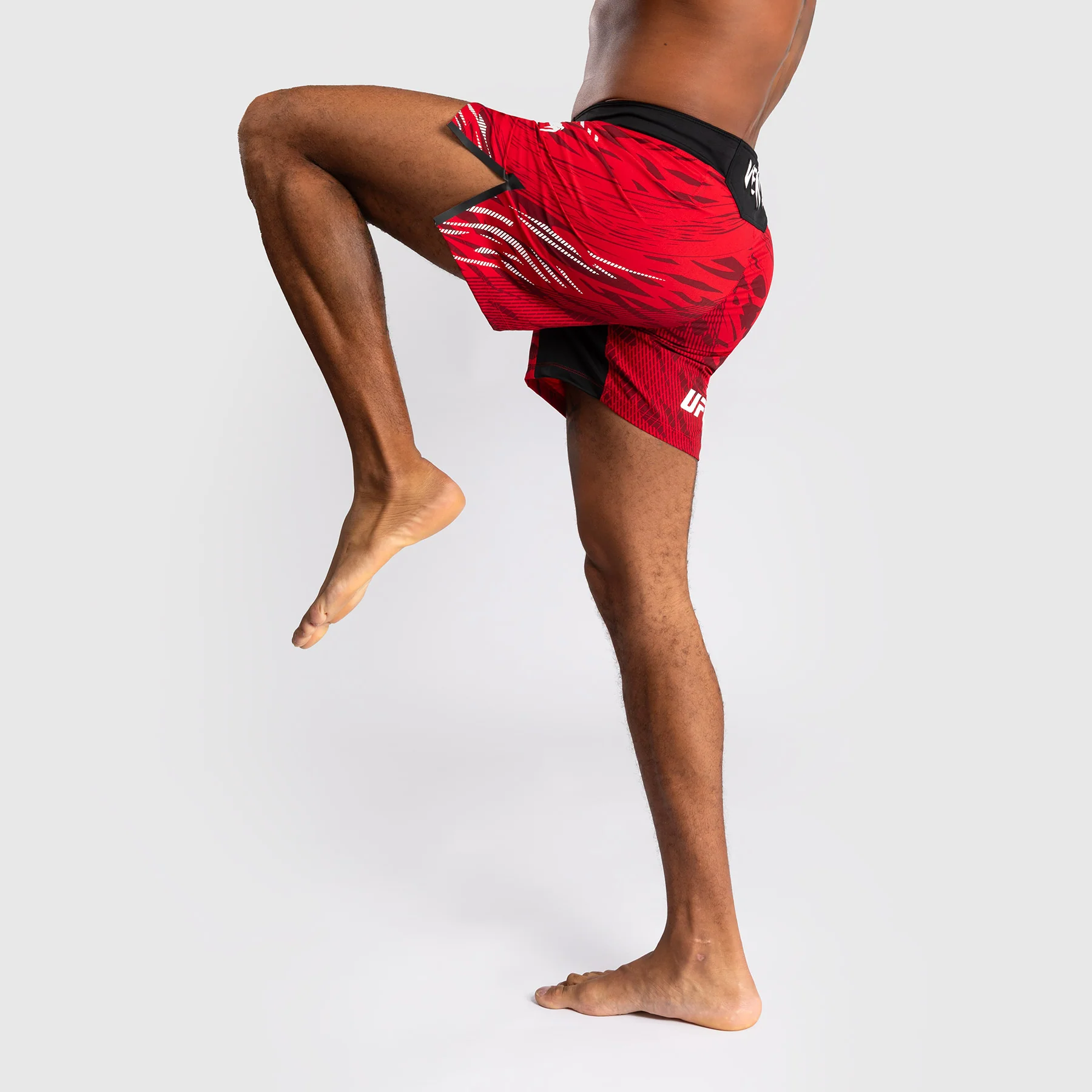 UFC Fusion by Venum Personalized Authentic Fight Night Herren Fight Short - Short Fit - Rot - Image 7