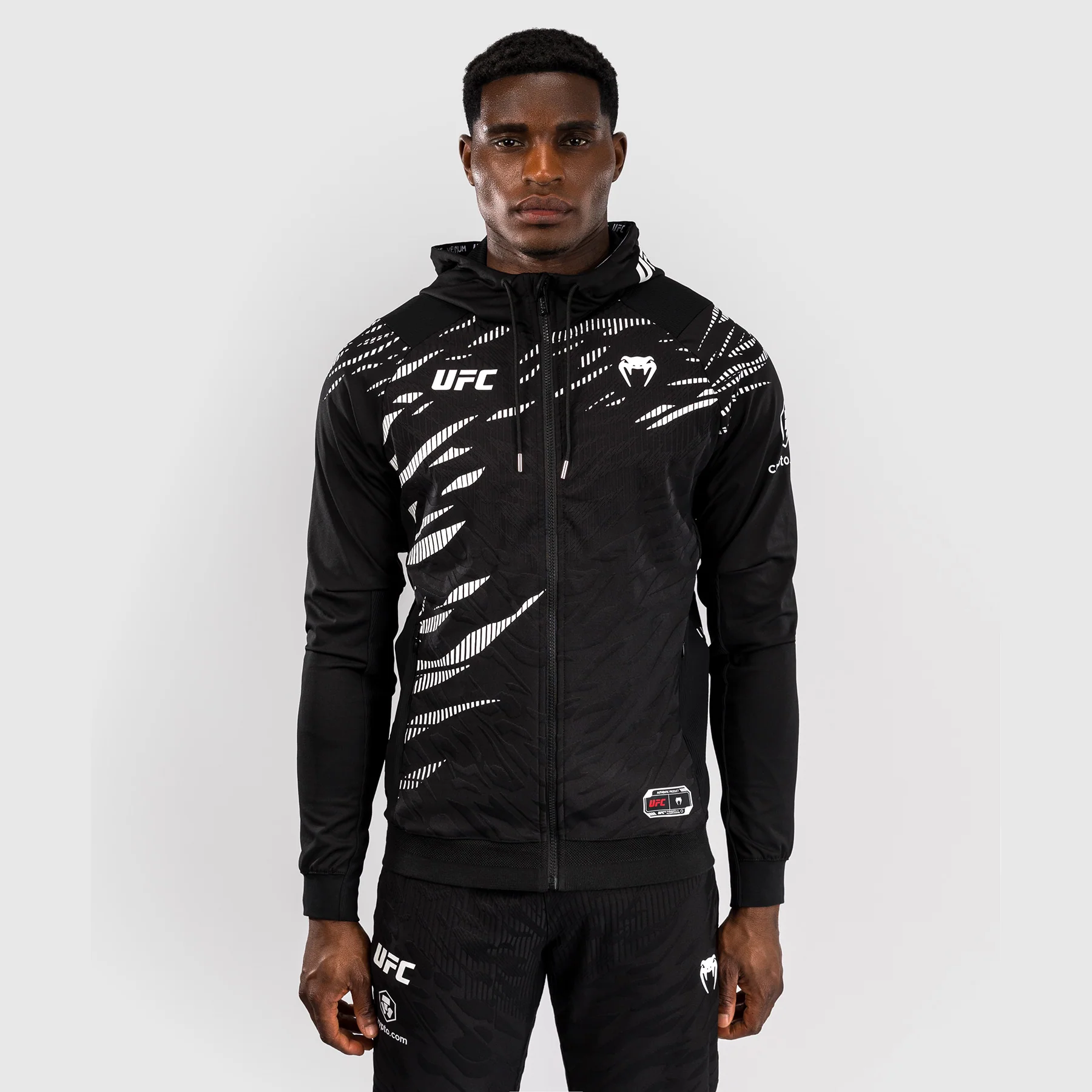 UFC Fusion by Venum Personalized Authentic Fight Night Herren Walkout Hoodie - Schwarz - Image 3