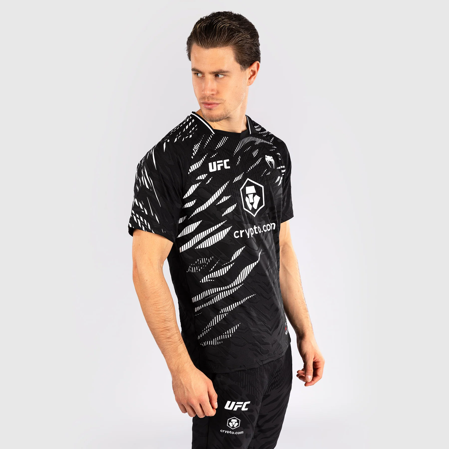 UFC Fusion by Venum Personalized Authentic Fight Night Herren Walkout Jersey - Schwarz - Image 3