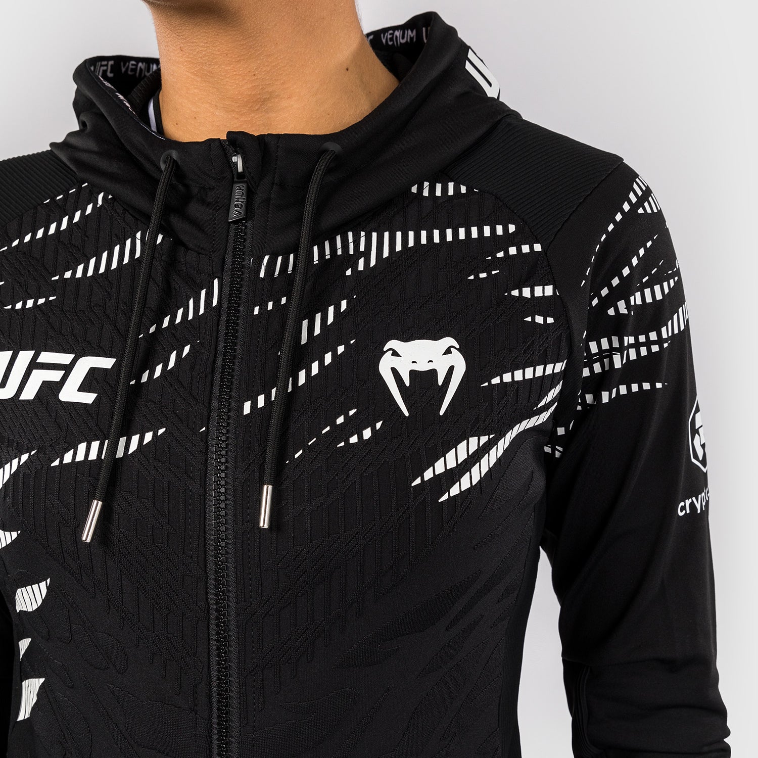 UFC Fusion by Venum Personalized Authentic Fight Night Damen Walkout Hoodie - Schwarz - Image 6