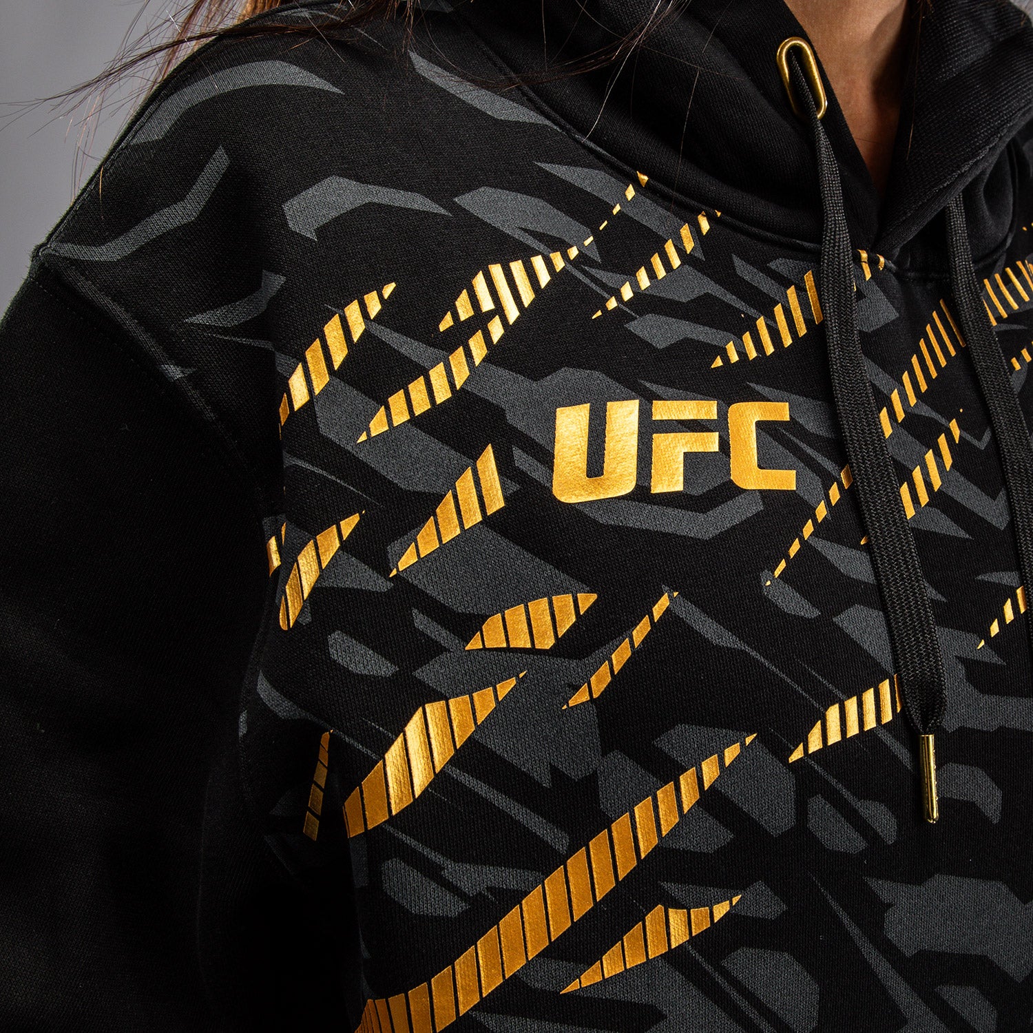 UFC Fusion by Venum Replica Damen Pullover Hoodie - Champion - Image 6
