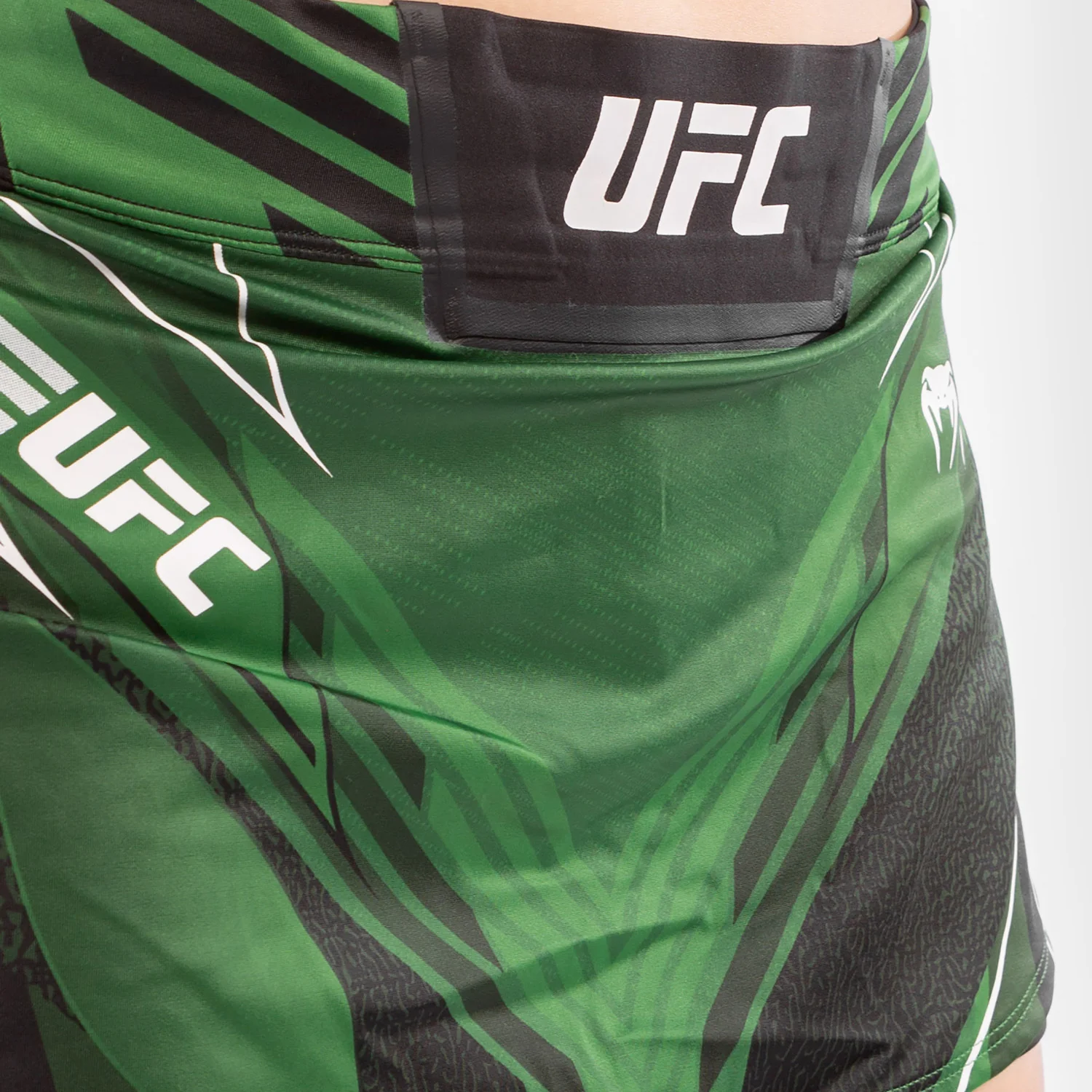 UFC Venum Authentic Fight Night Damen Skort - Grün - Image 7