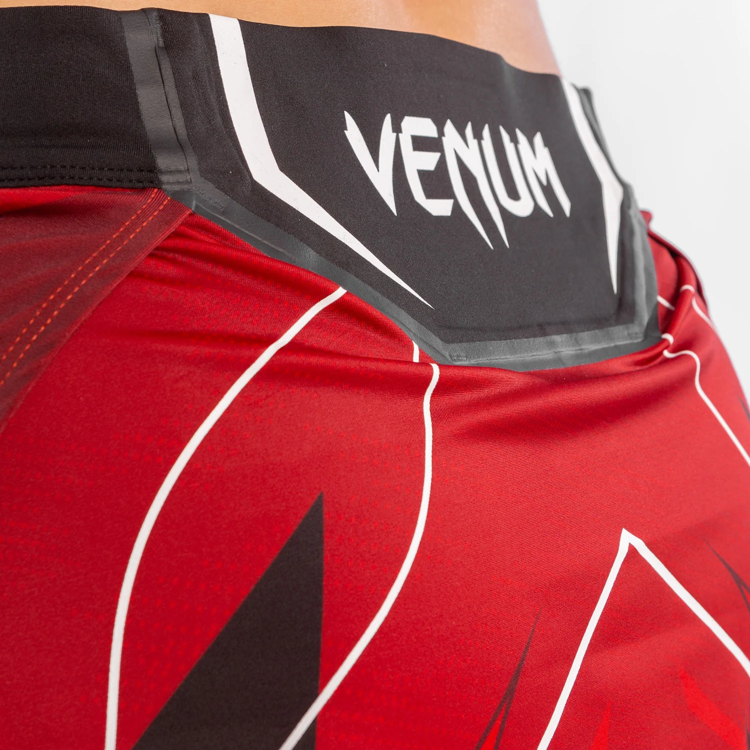 UFC Venum Authentic Fight Night Damen Skort - Rot - Image 6