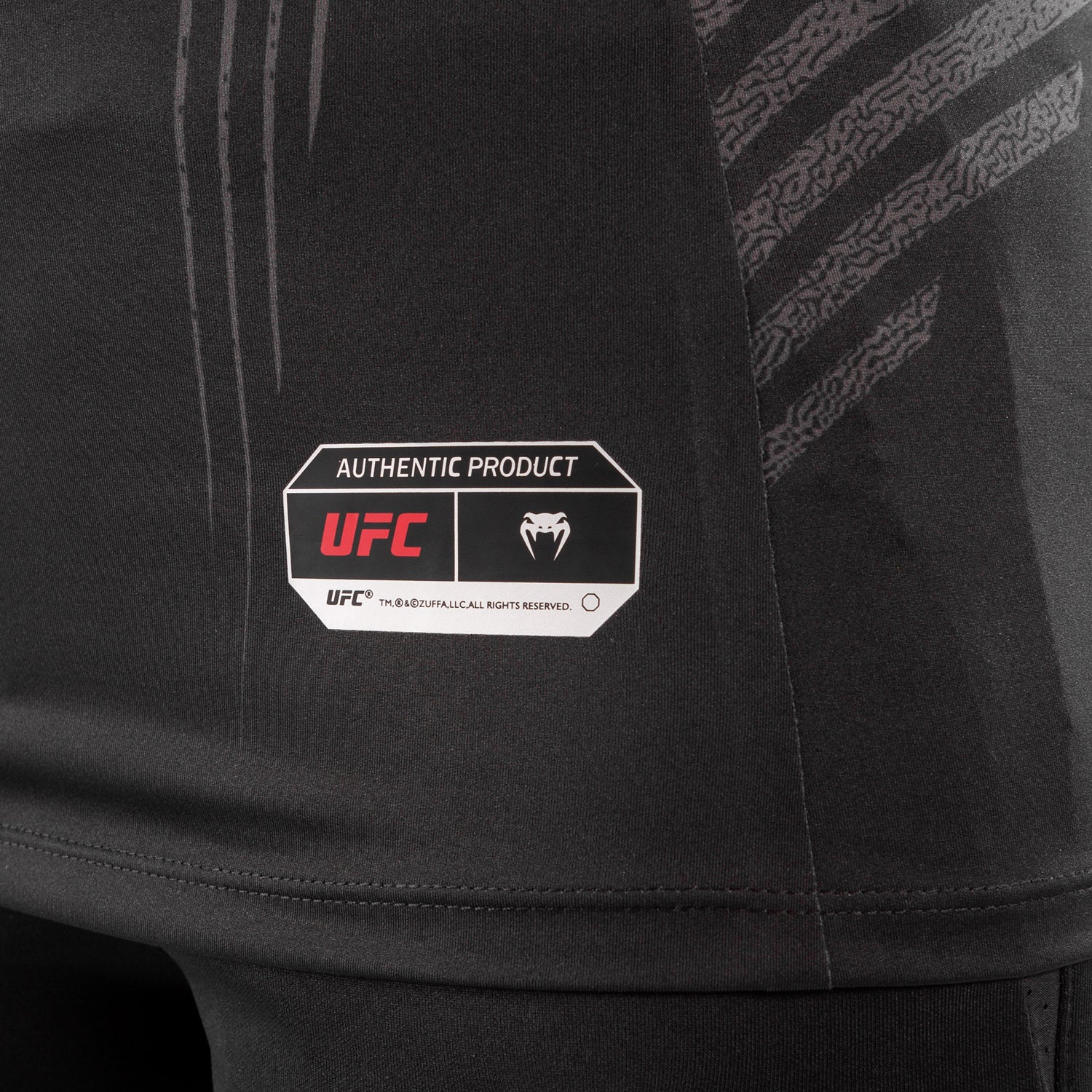 UFC Venum Personalisiert Authentic Fight Night Damen Walkout Trikot - Schwarz - Image 9