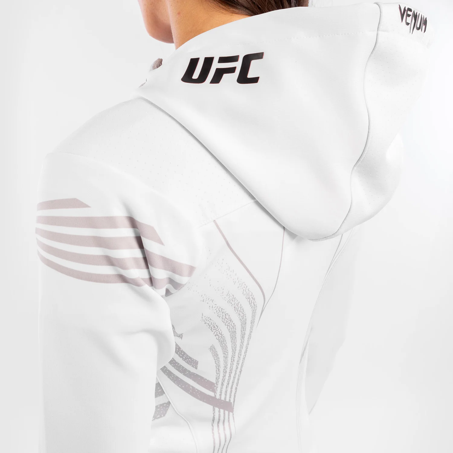 UFC Venum Personalisiert Authentic Fight Night Damen Walkout Hoodie - Weiß - Image 7